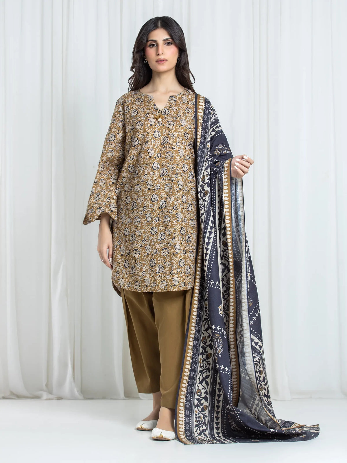 ALLURE | Unstitched 3PC Khaddar - EWU6A3-37051-3P