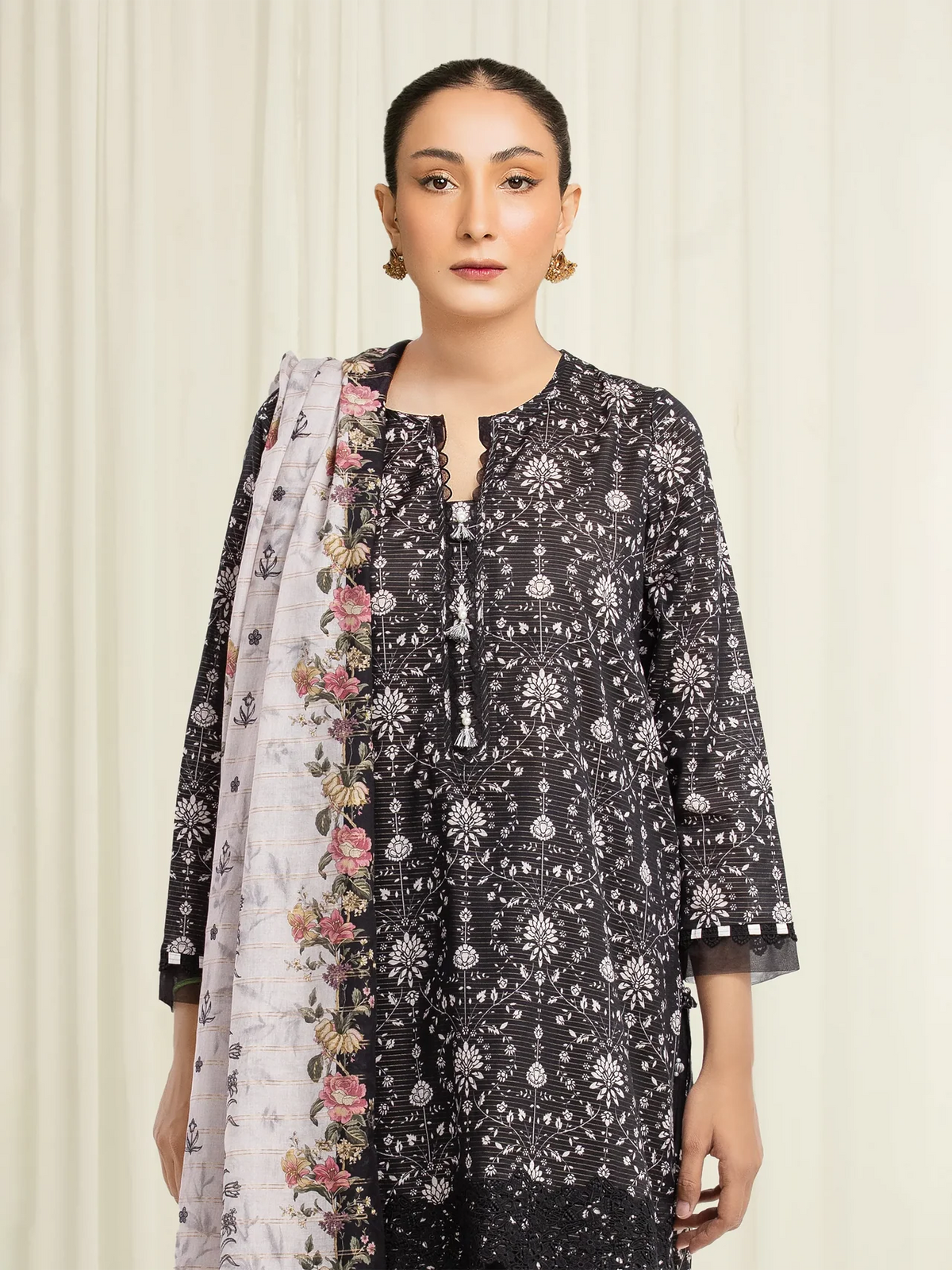 MERAK ZARI | Unstitched 3PC lawn EWU6M6-048-3P