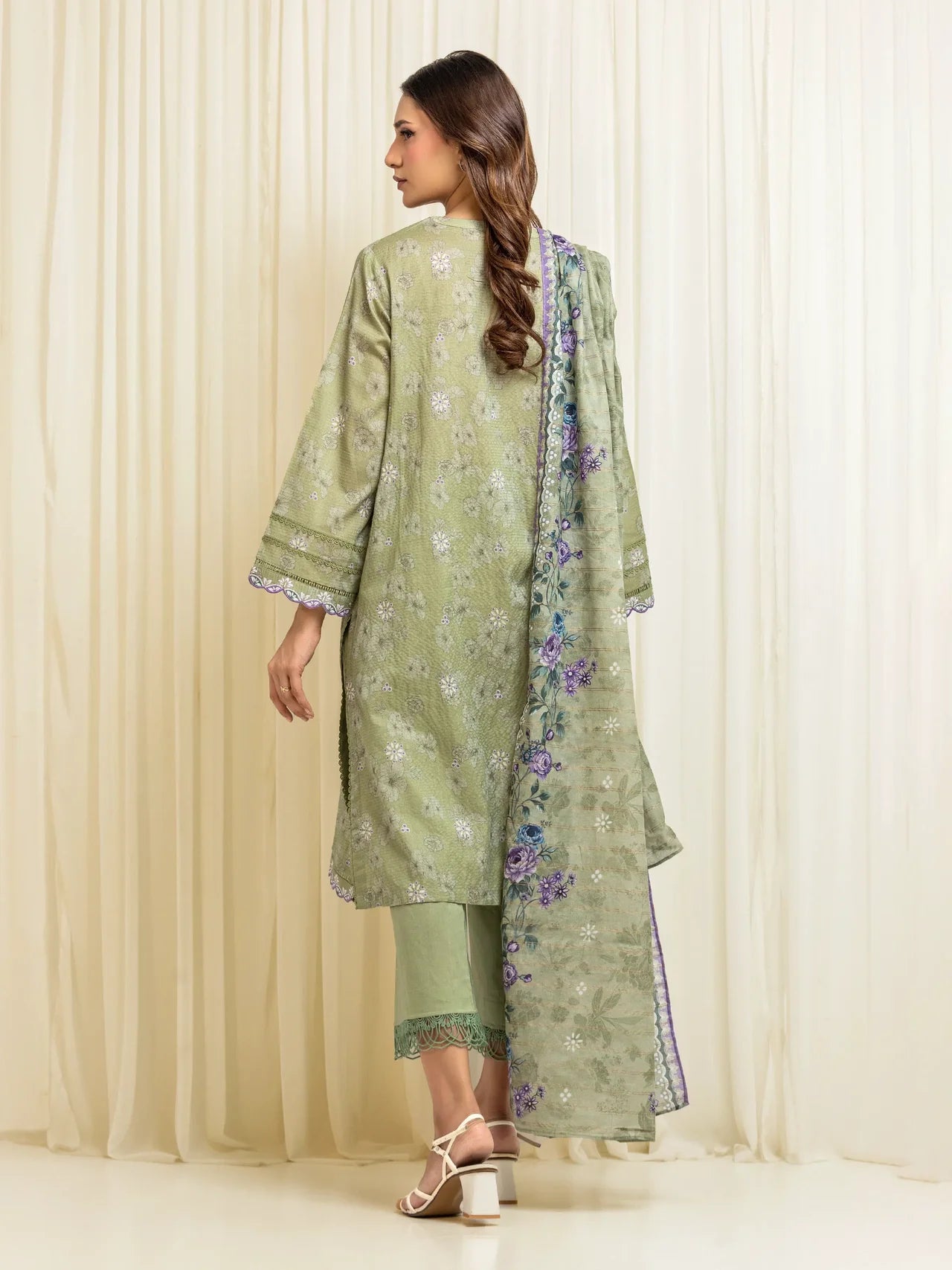 MERAK ZARI | Unstitched 3PC lawn EWU6M6-047-3P