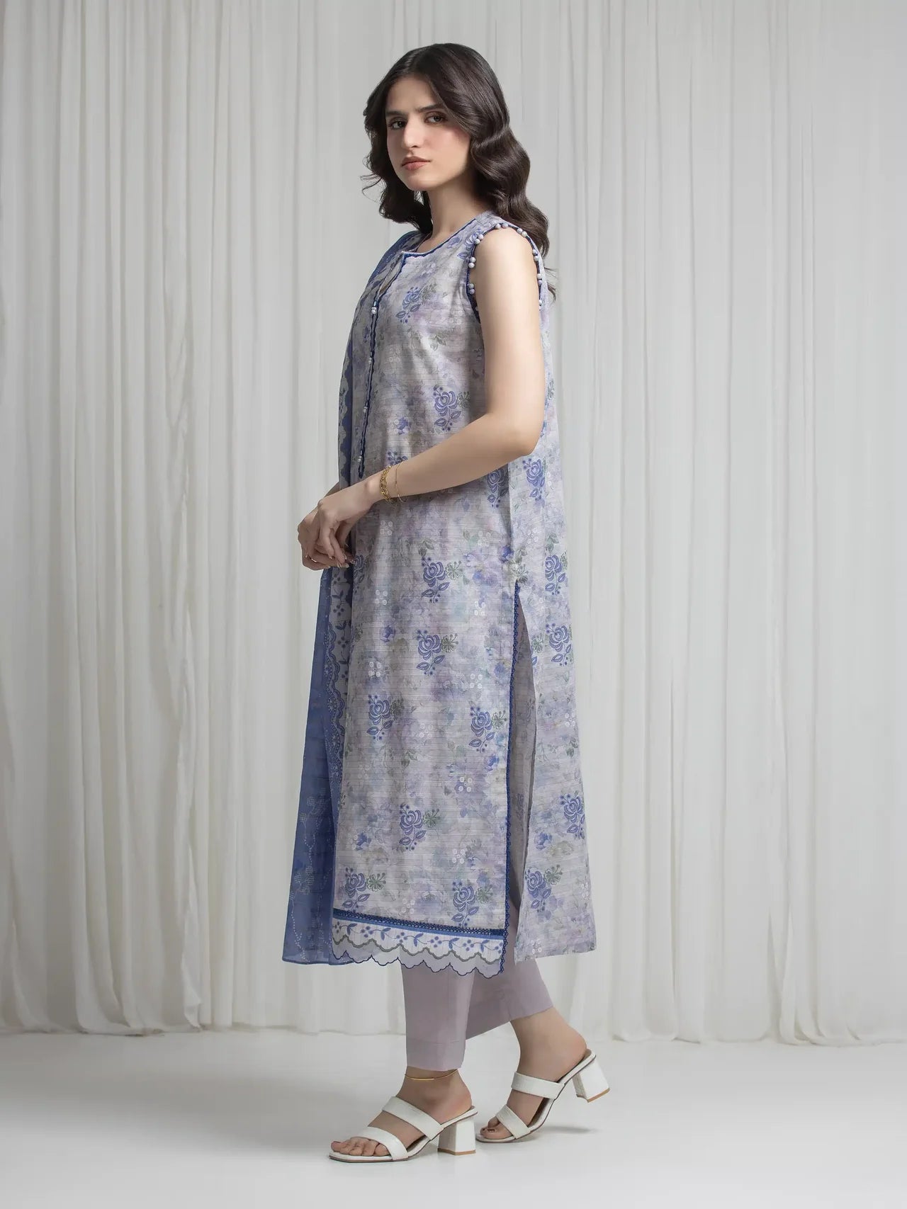 MERAK ZARI | Unstitched 3PC lawn  EWU6M6-091-3P