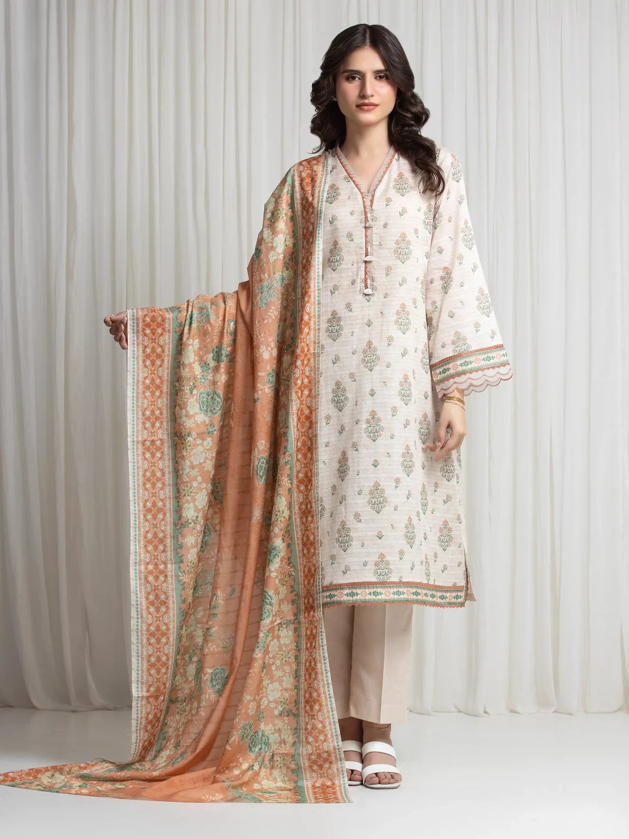 MERAK ZARI | Unstitched 3PC lawn EWU6M6-105-3P