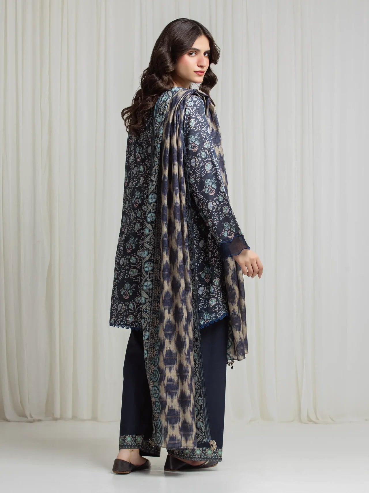 MERAK ZARI | Unstitched 3PC lawn  EWU6M6-087-3P