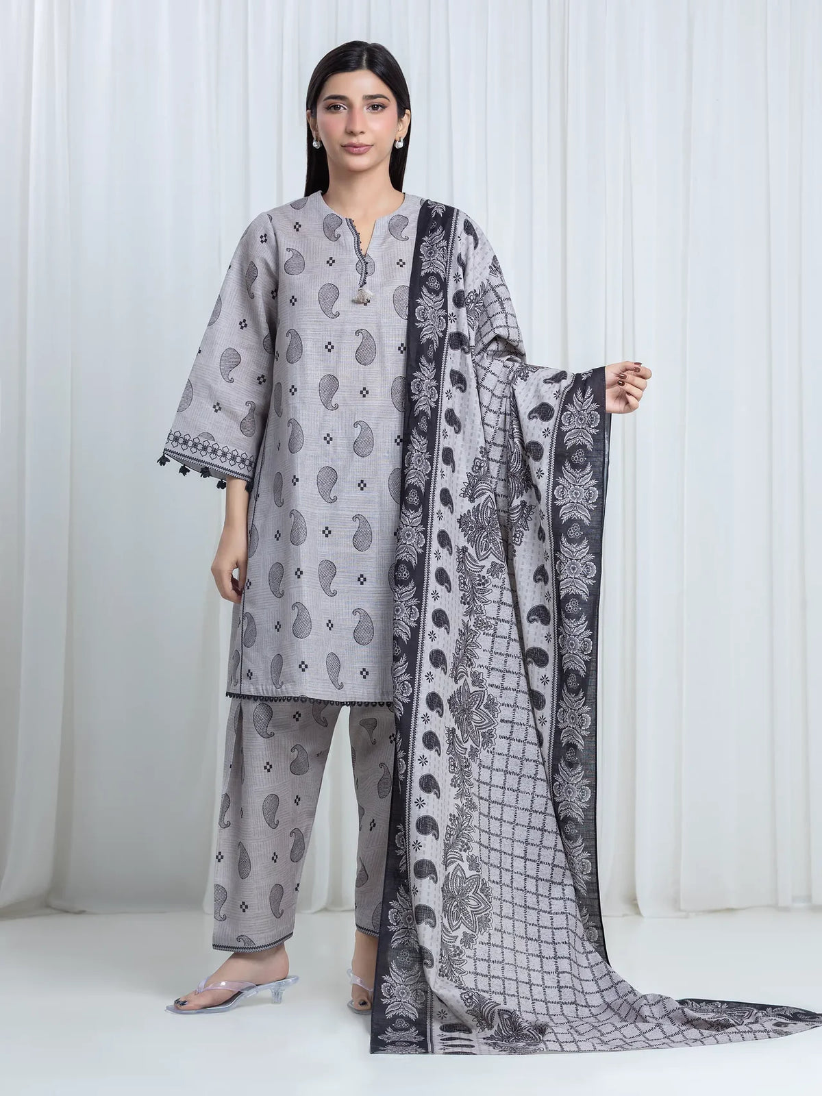 ALLURE | Unstitched 3PC Khaddar - EWU6A3-37209-3P