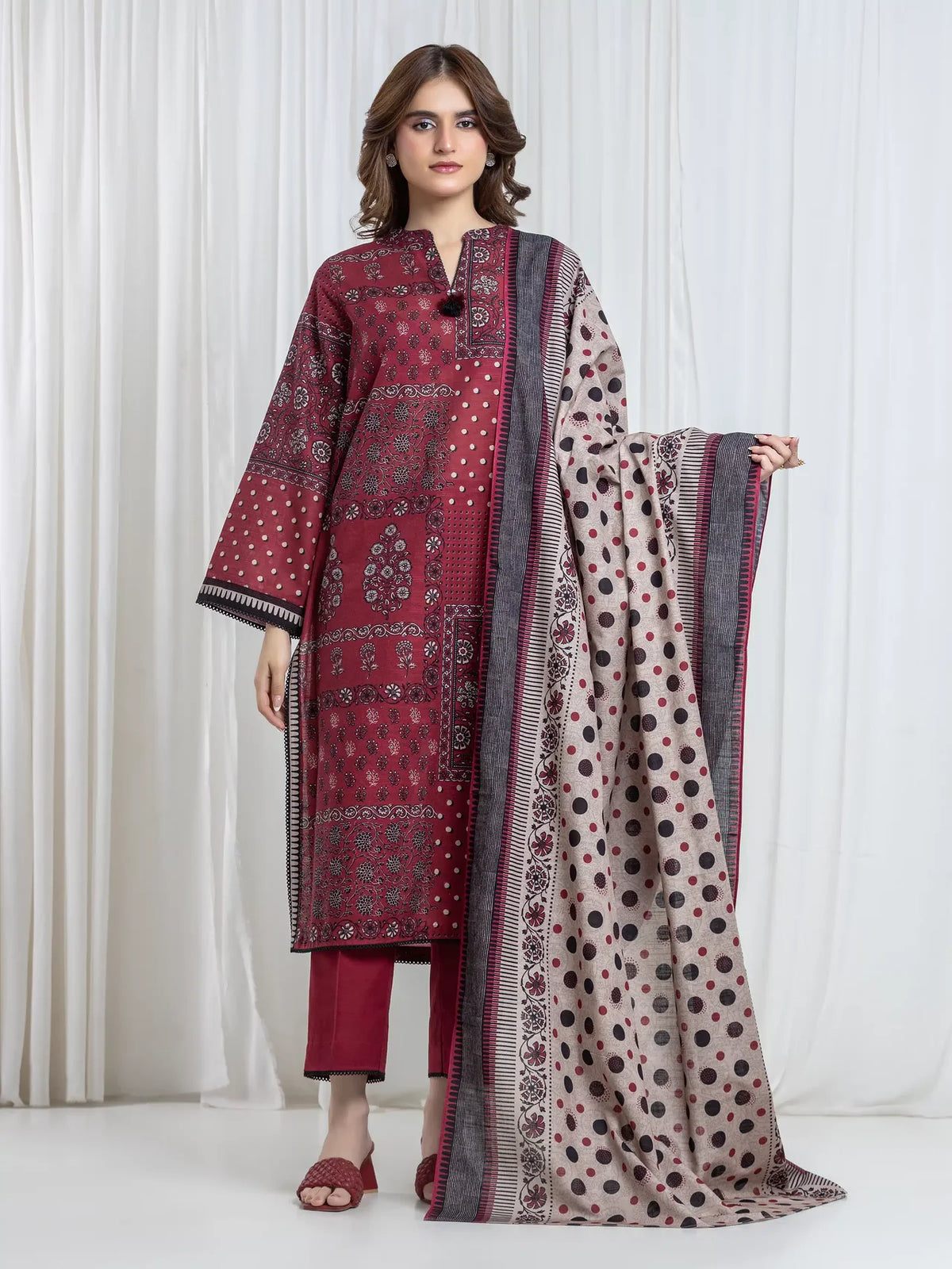 ALLURE | Unstitched 3PC Khaddar - EWU6A3-37107-3P
