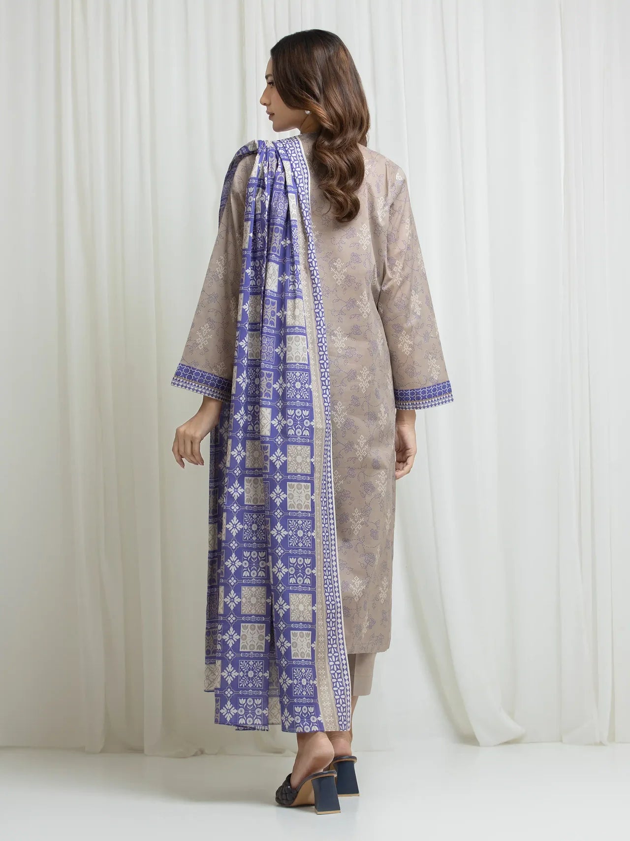 ALLURE | Unstitched 3PC lawn - EWU6A1-36670-3P