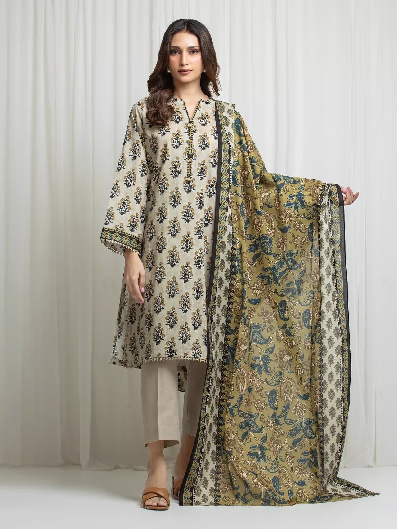 ALLURE | Unstitched 3PC lawn - EWU6A1-36693-3P