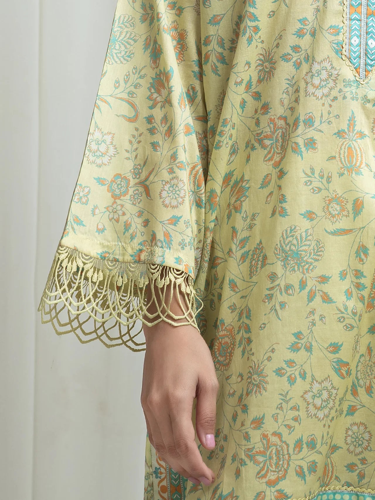 ALLURE | Unstitched 3PC lawn - EWU6A1-36633-3P