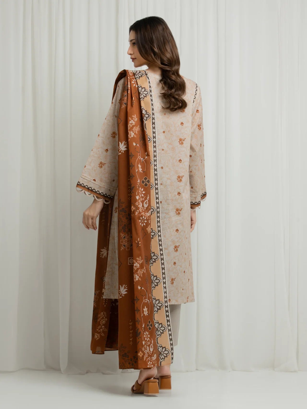 ALLURE | Unstitched 3PC lawn - EWU6A1-36685-3P