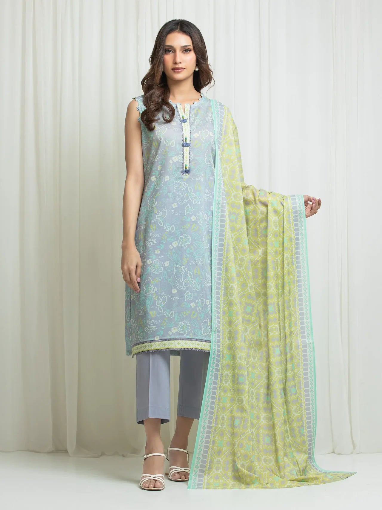ALLURE | Unstitched 3PC lawn EWU6A1-36705-3P