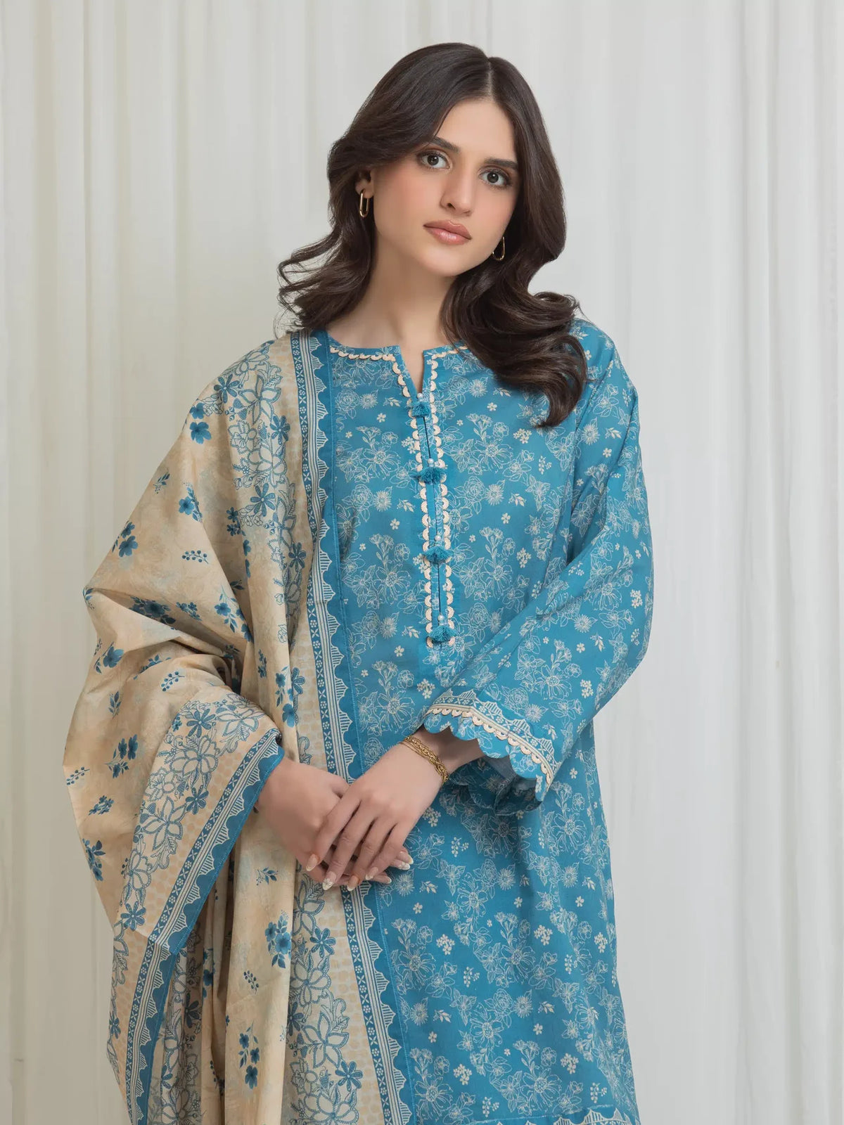 ALLURE | Unstitched 3PC Floral Printed lawn EWU6A1-36770-3P