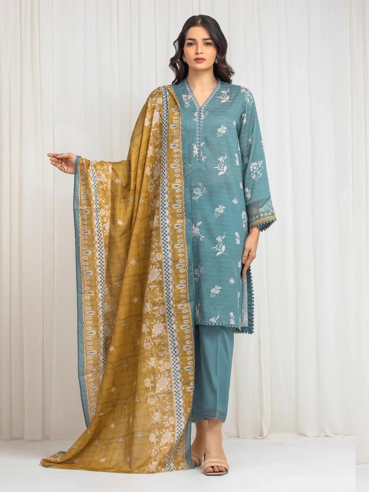 MERAK ZARI | Unstitched 3PC lawn  EWU6M6-029-3P