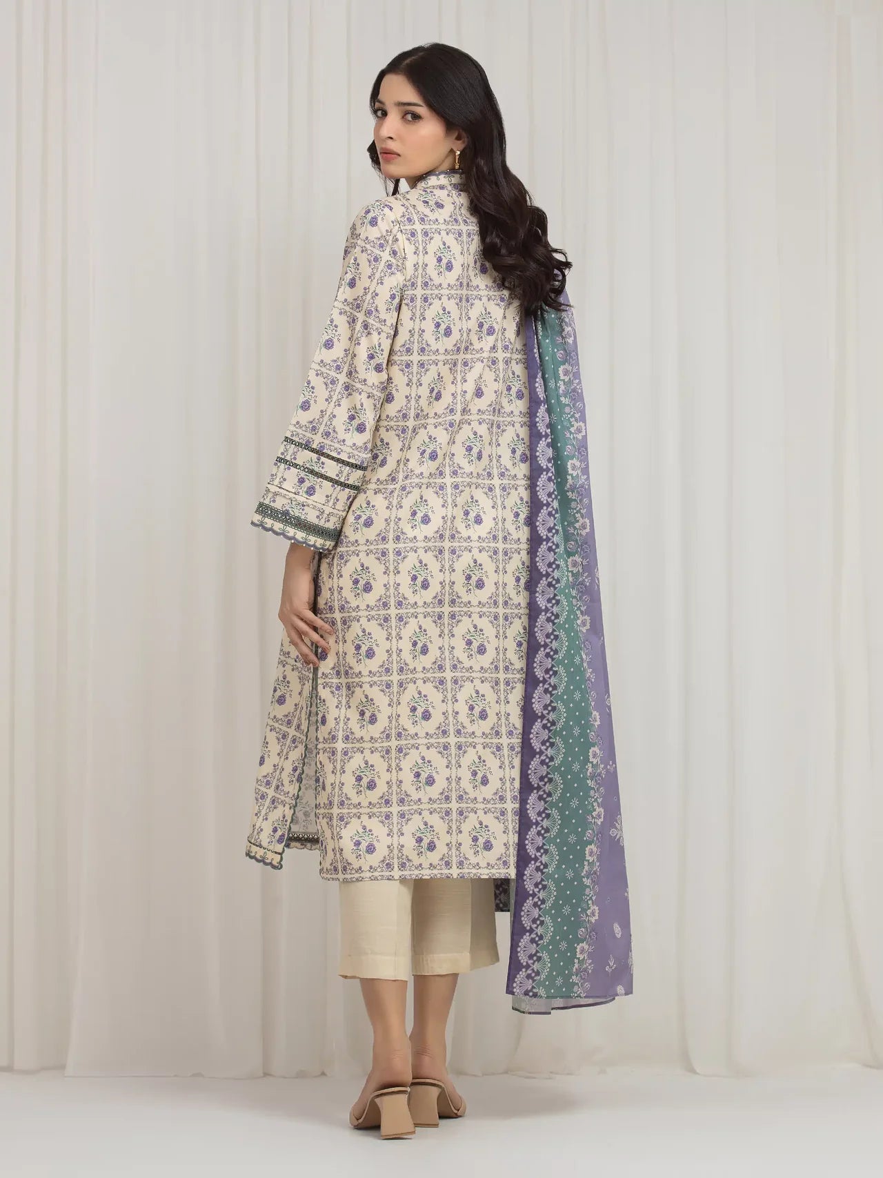 ALLURE | Unstitched 3PC lawn - EWU6A1-36605-3P