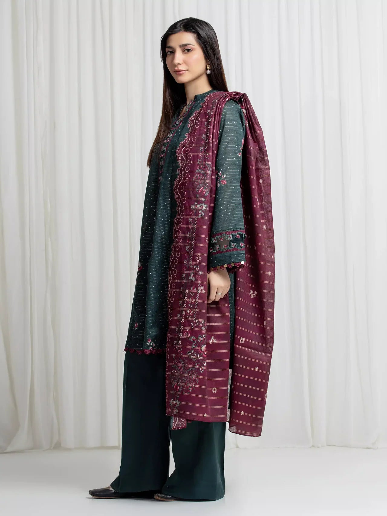 MERAK ZARI | Unstitched 3PC lawn  EWU6M6-072-3P