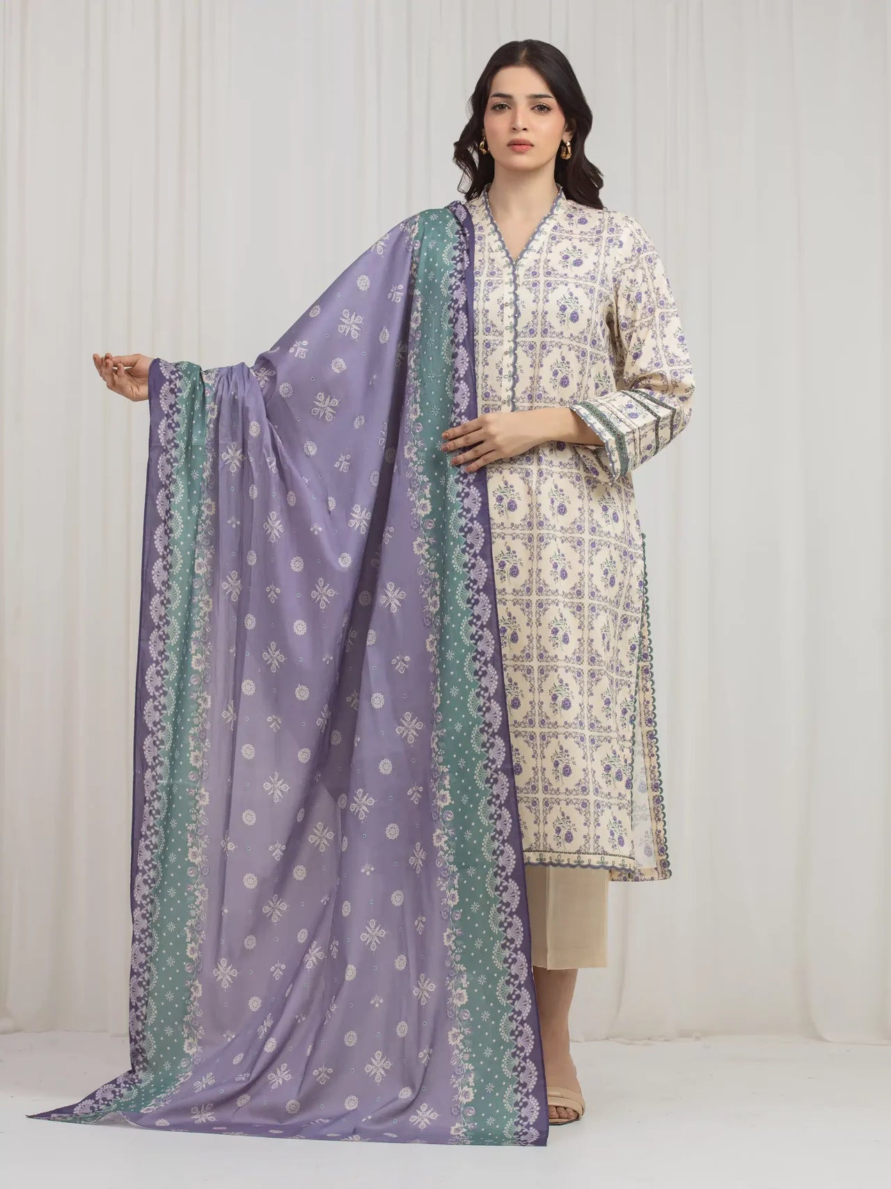 ALLURE | Unstitched 3PC lawn - EWU6A1-36605-3P