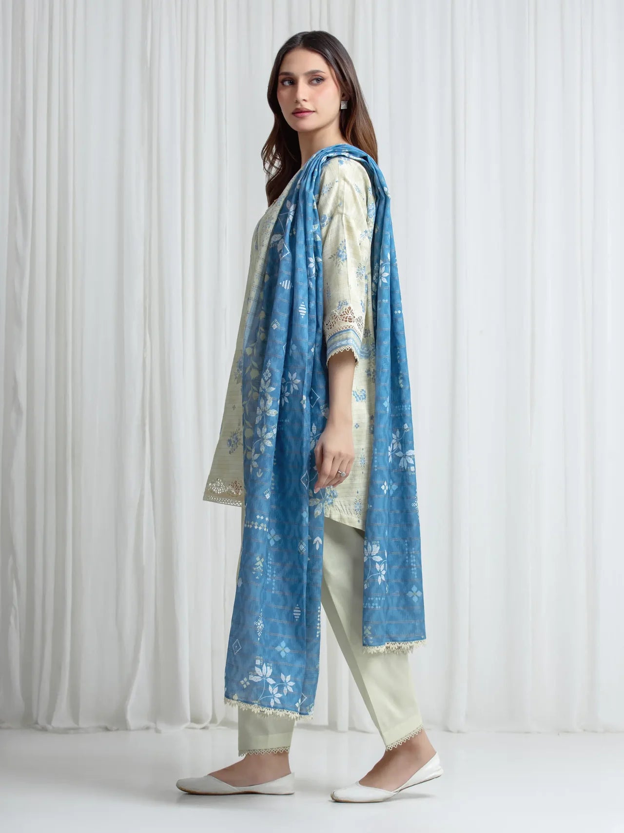 MERAK ZARI | Unstitched 3PC lawn  EWU6M6-103-3P
