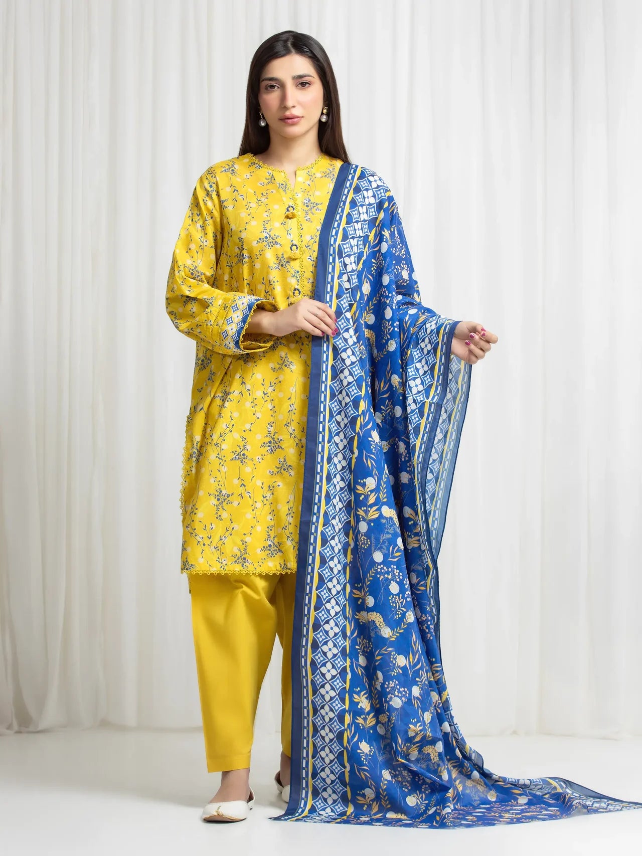 ALLURE | Unstitched 3PC lawn - EWU6A1-36718-3P