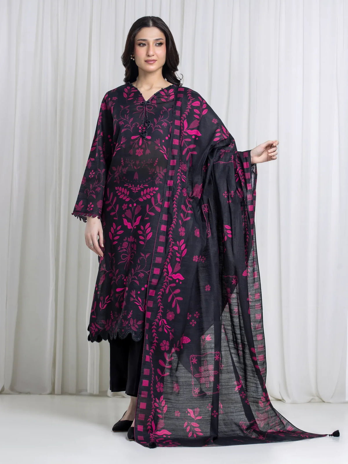 ALLURE | Unstitched 3PC Khaddar - EWU6A3-37121-3P