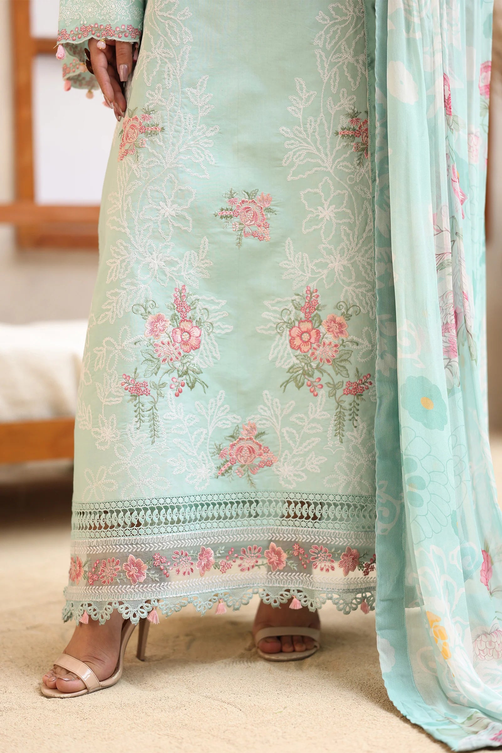 Luxury Embroidered AZURE 3PC Unstitched Lawn By Rangeen By Raaya