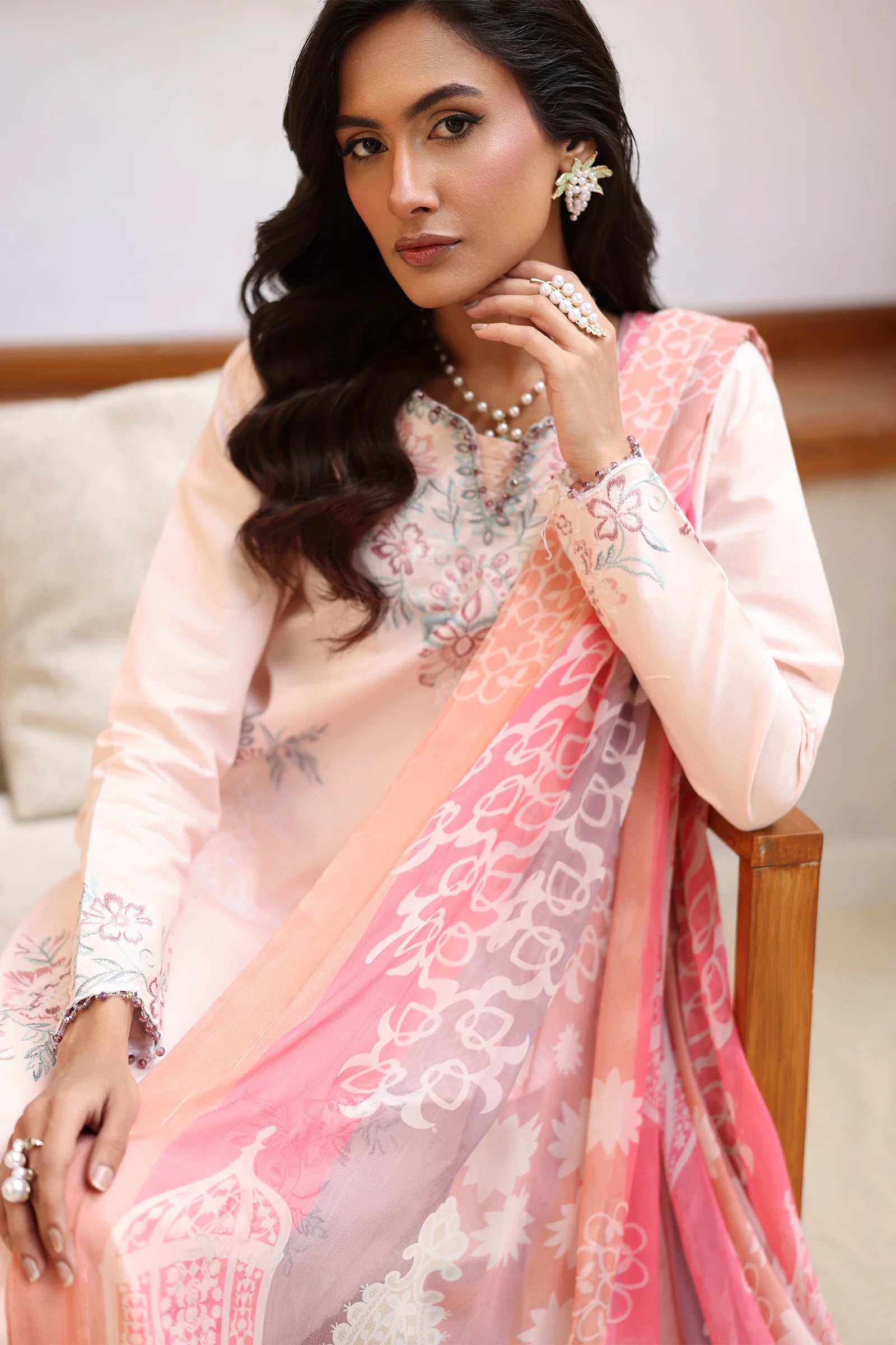 Luxury Embroidered AURORA 3PC Unstitched Lawn By Rangeen By Raaya