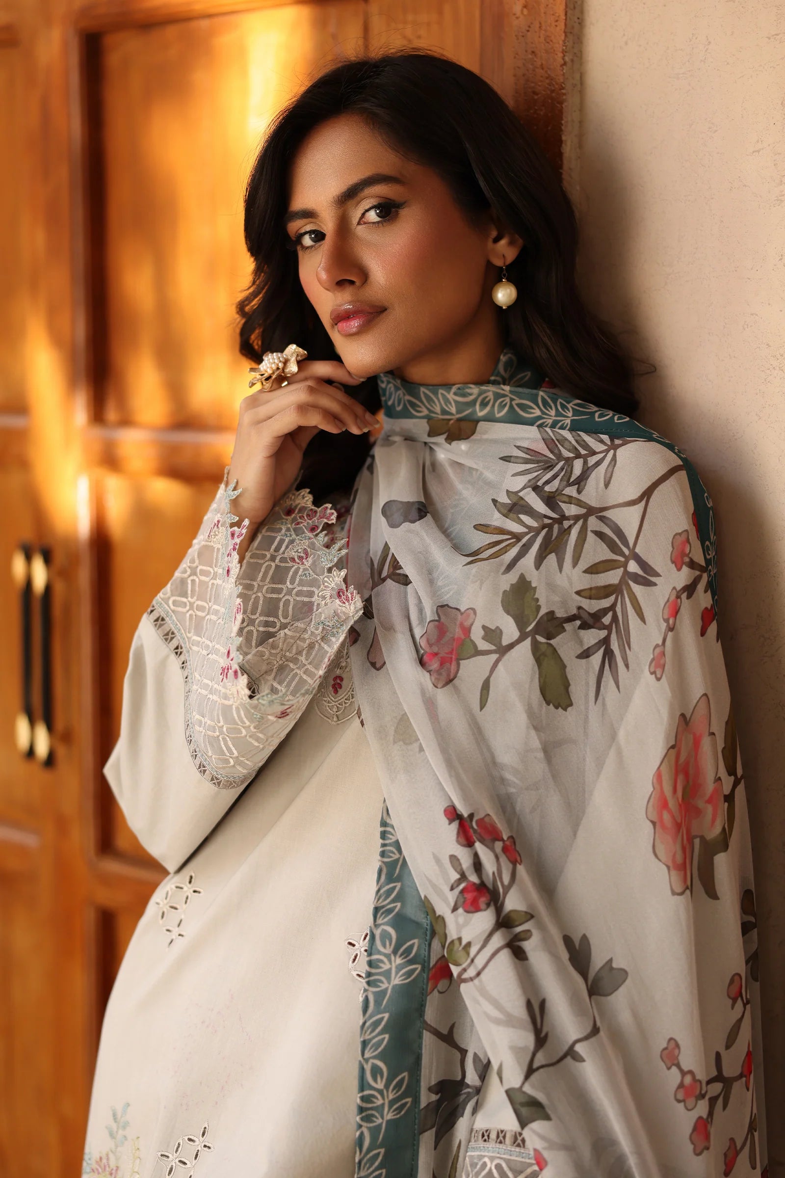 Luxury Embroidered NORAH 3PC Unstitched Lawn By Rangeen By Raaya