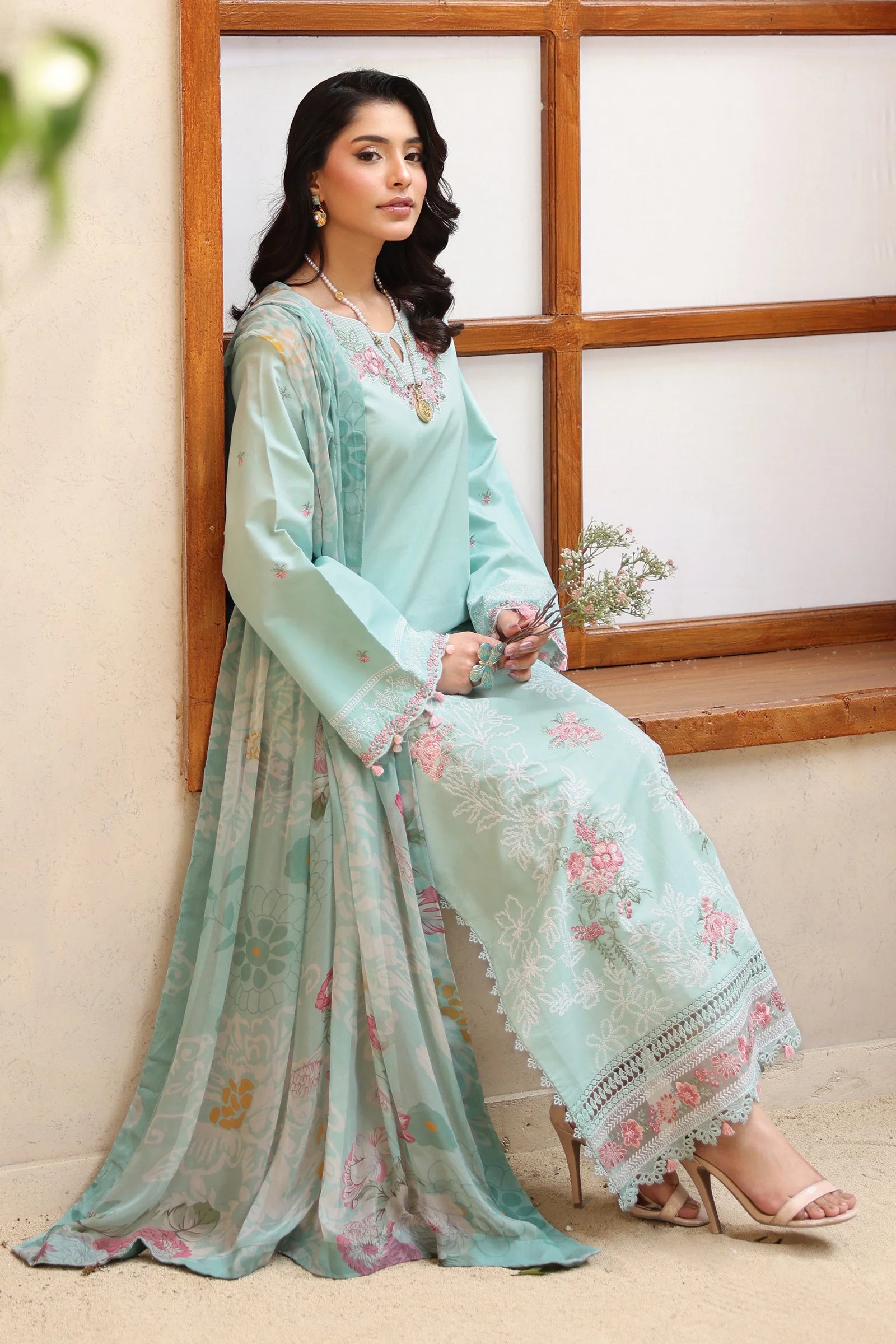 Luxury Embroidered AZURE 3PC Unstitched Lawn By Rangeen By Raaya