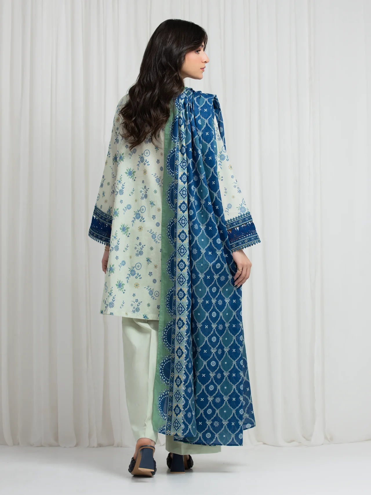 ALLURE | Unstitched 3PC lawn - EWU6A1-36627-3P