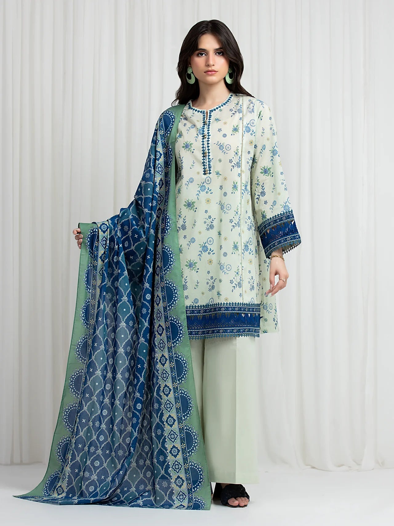 ALLURE | Unstitched 3PC lawn - EWU6A1-36627-3P