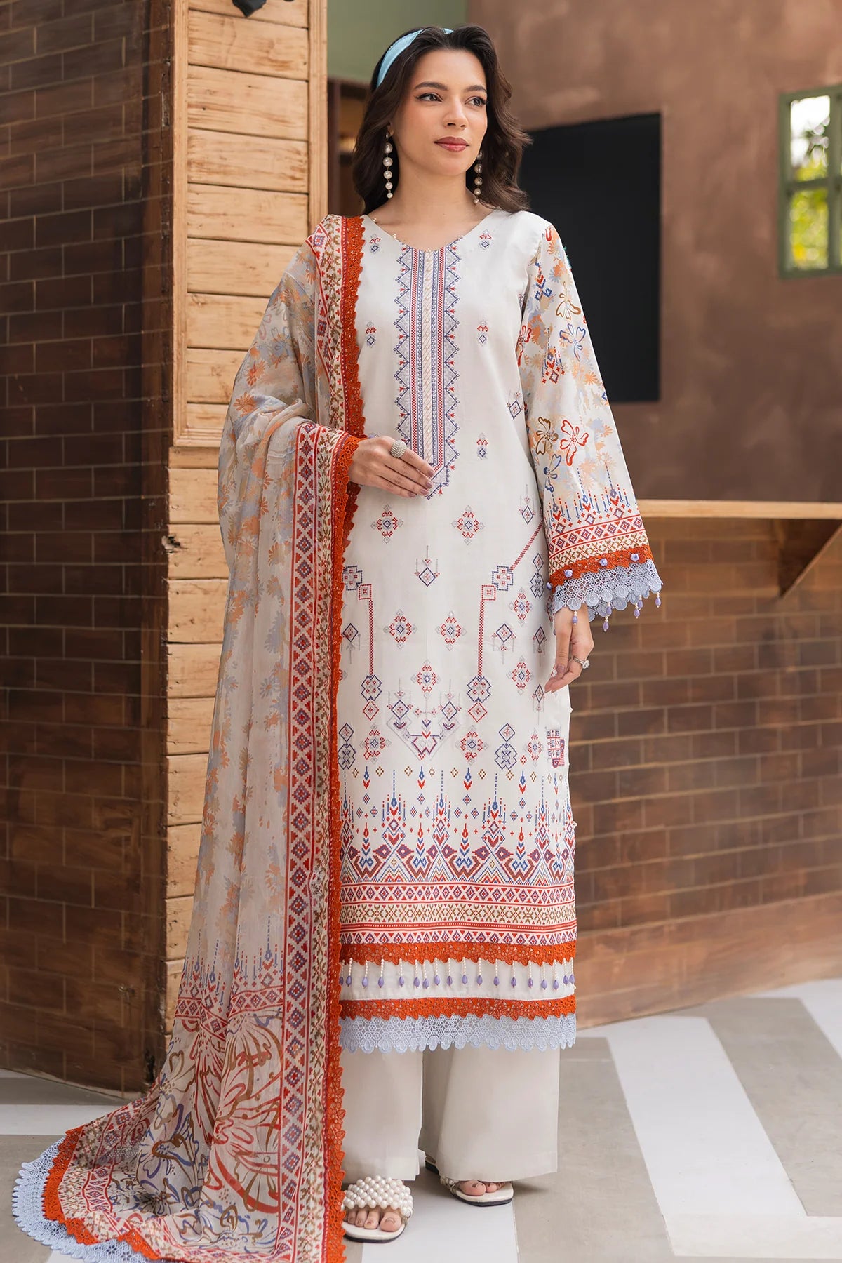 PERIDOT Lawn Embroidered 3PC | PR-554