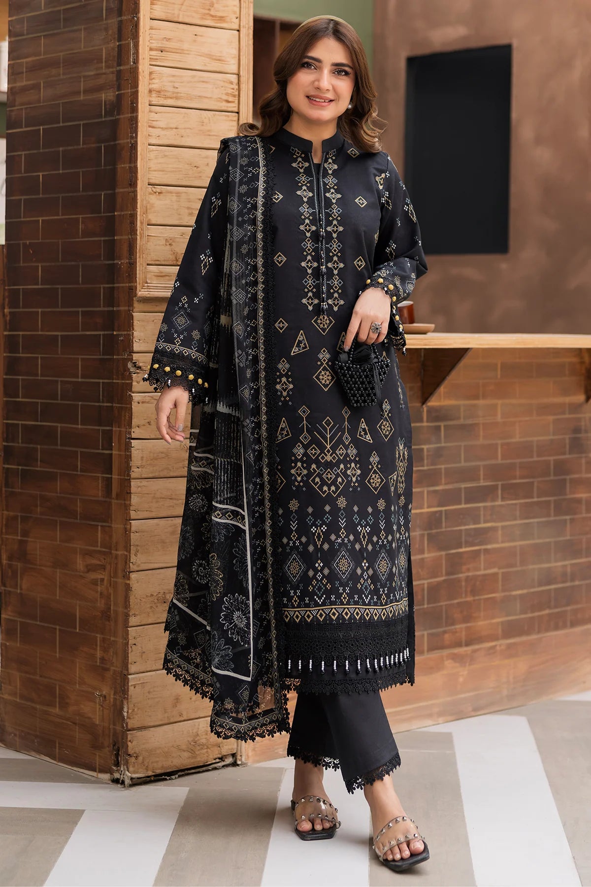 PERIDOT Lawn Embroidered 3PC | PR-550