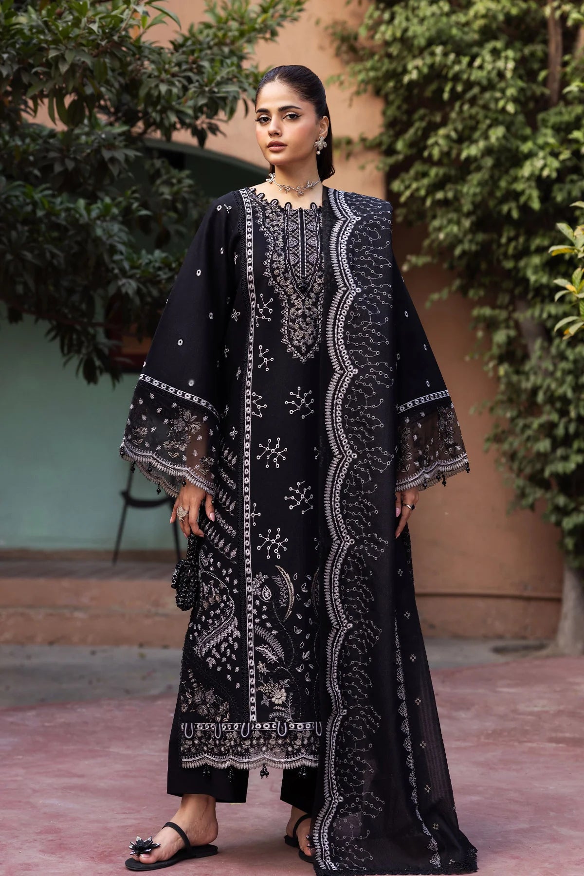 Khaas Embroidered Lawn By Peridot PR-557B