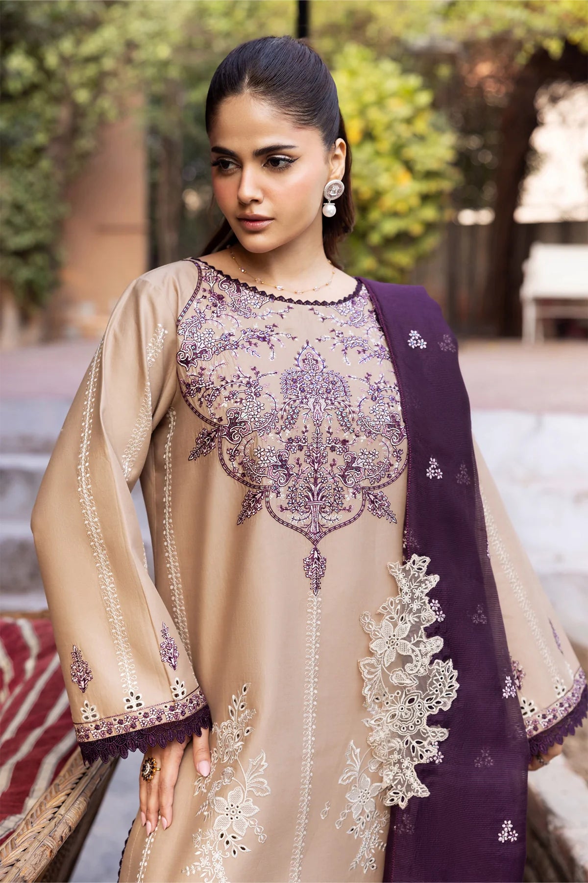 Khaas Embroidered Lawn By Peridot PR-559B