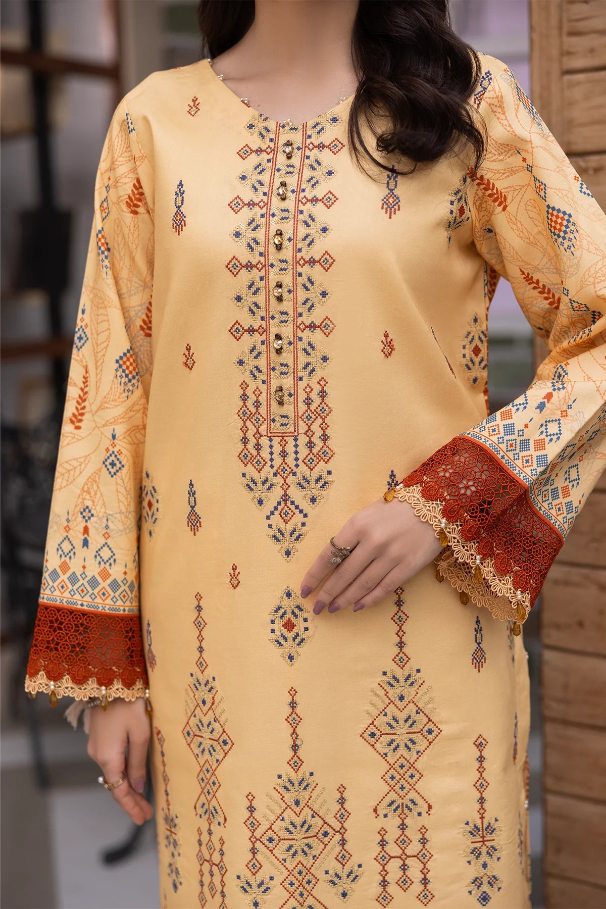 PERIDOT Lawn Embroidered 3PC | PR-553