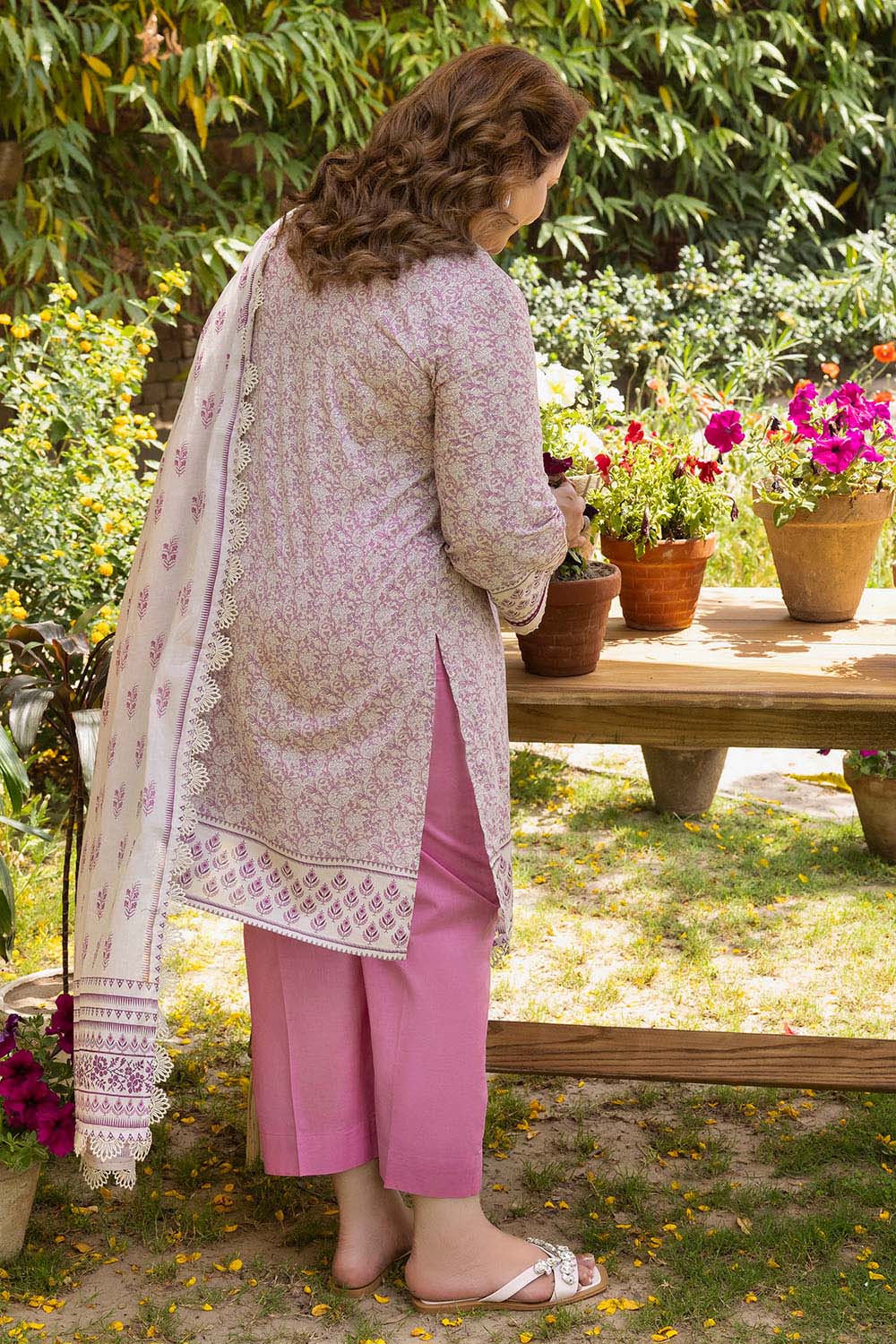 Gul Ahmed Printed Suit 3PC CL-52689 A