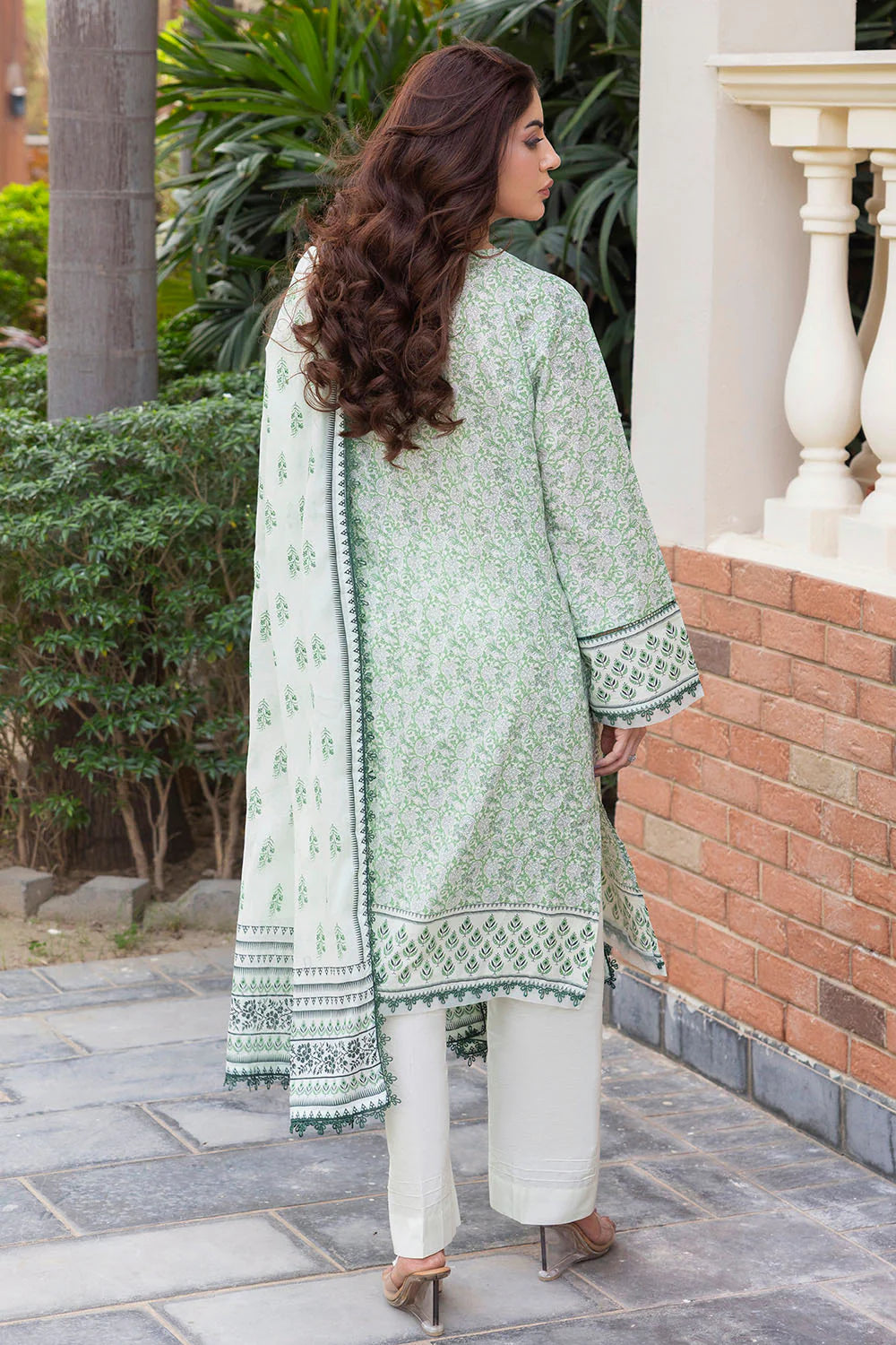 Gul Ahmed Printed Suit 3PC CL-52689 B