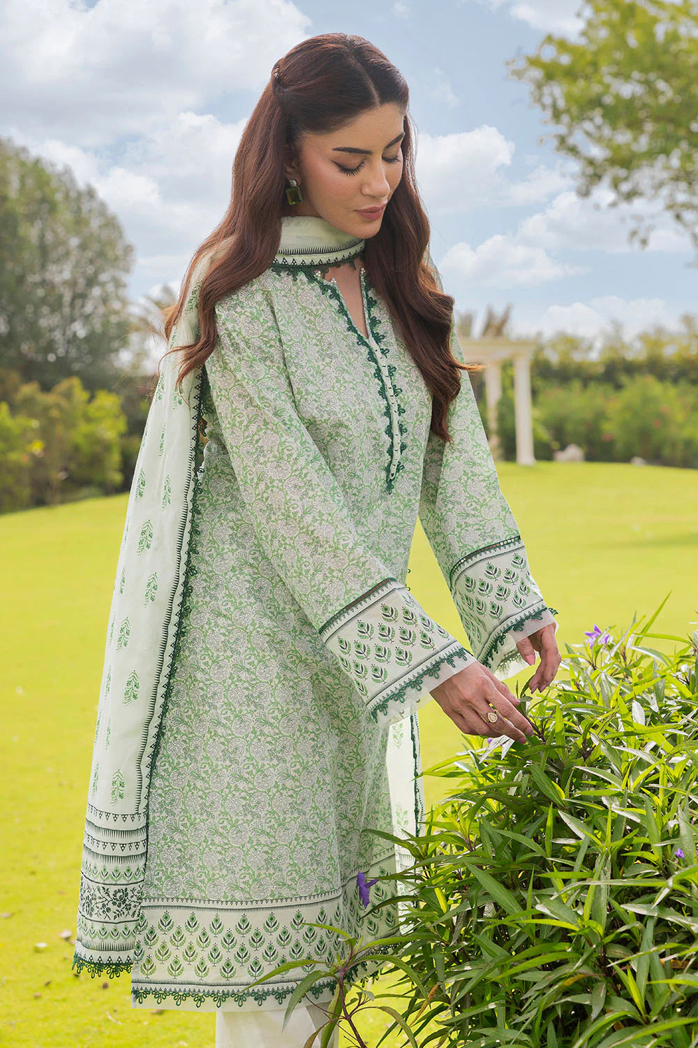 Gul Ahmed Printed Suit 3PC CL-52689 B