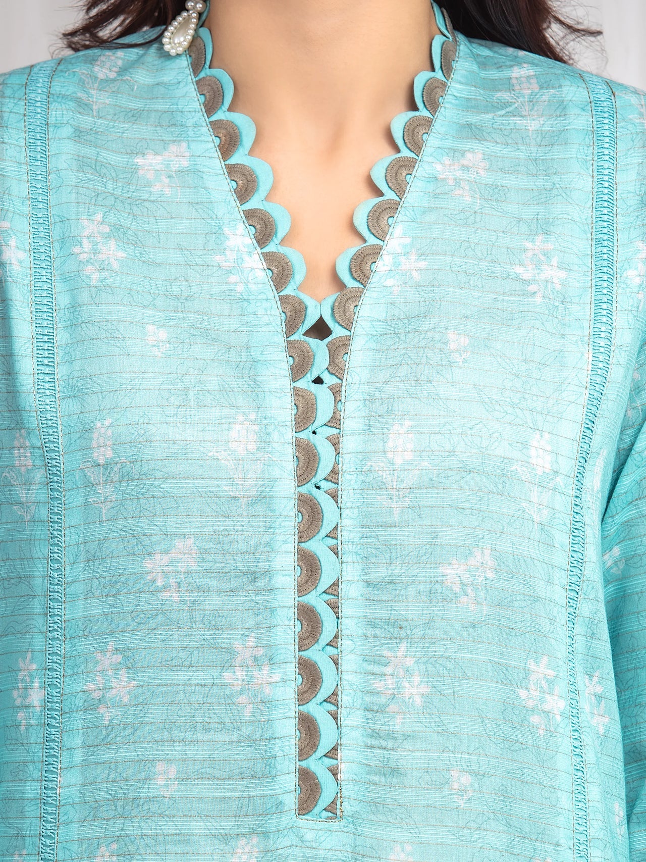 MERAK ZARI | Unstitched 3PC lawn EWU6M6-004-3P