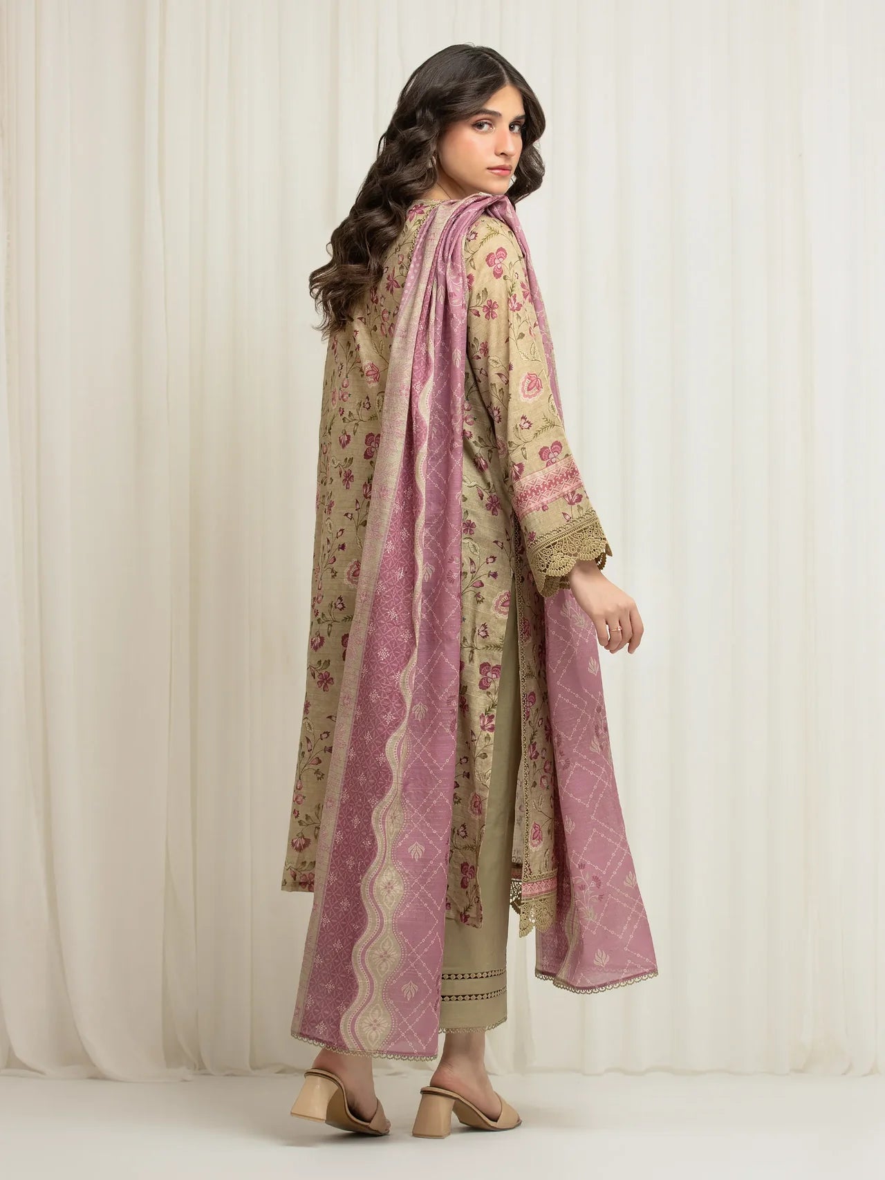 MERAK ZARI | Unstitched 3PC lawn EWU6M6-033-3P