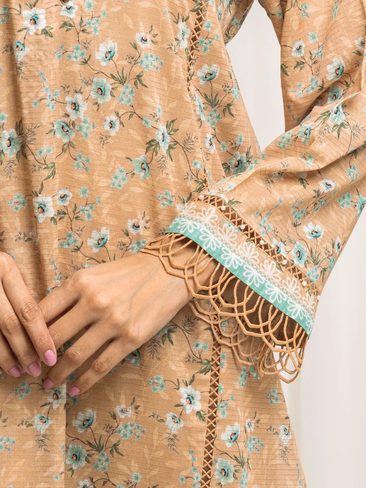MERAK ZARI | Unstitched 3PC lawn EWU6M6-043-3P