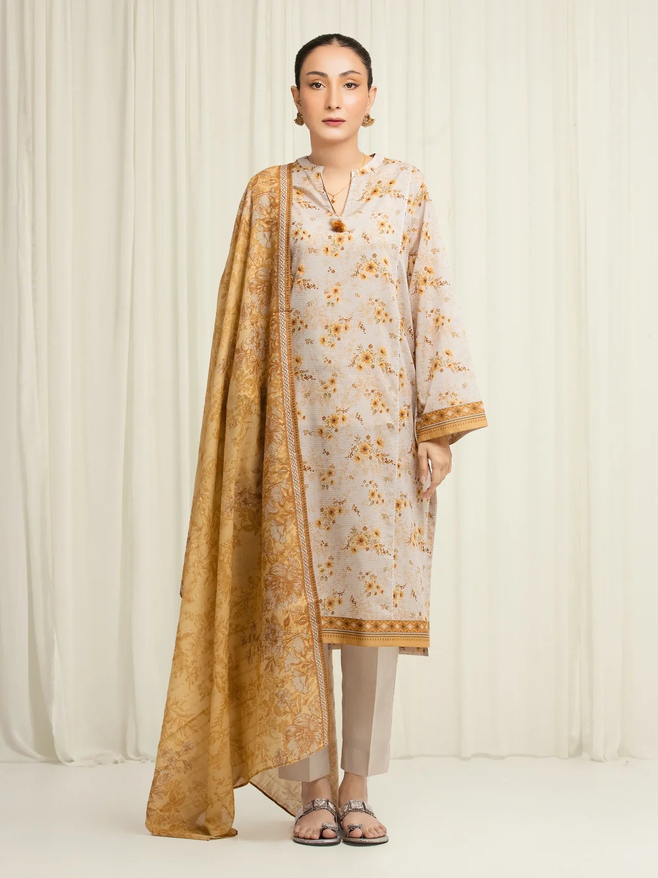 MERAK ZARI | Unstitched 3PC lawn EWU6M6-046-3P