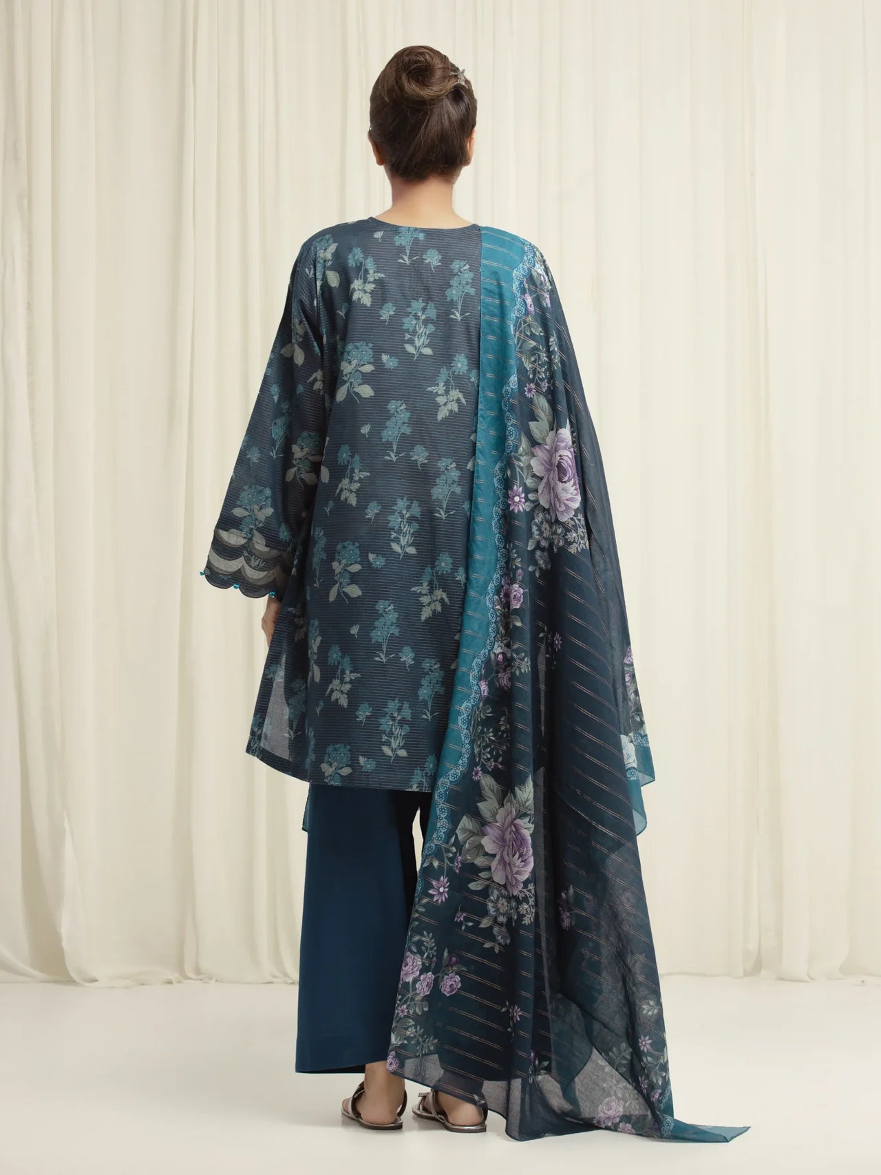 MERAK ZARI | Unstitched 3PC lawn EWU6M6-051-3P