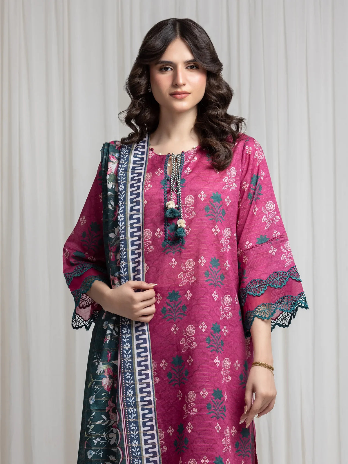 MERAK ZARI | Unstitched 3PC lawn EWU6M6-059-3P