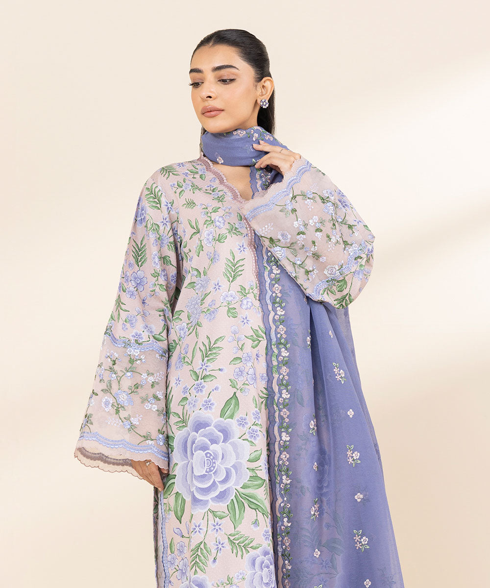 Sapphire Embroidered 3PC | U3PESG25V113