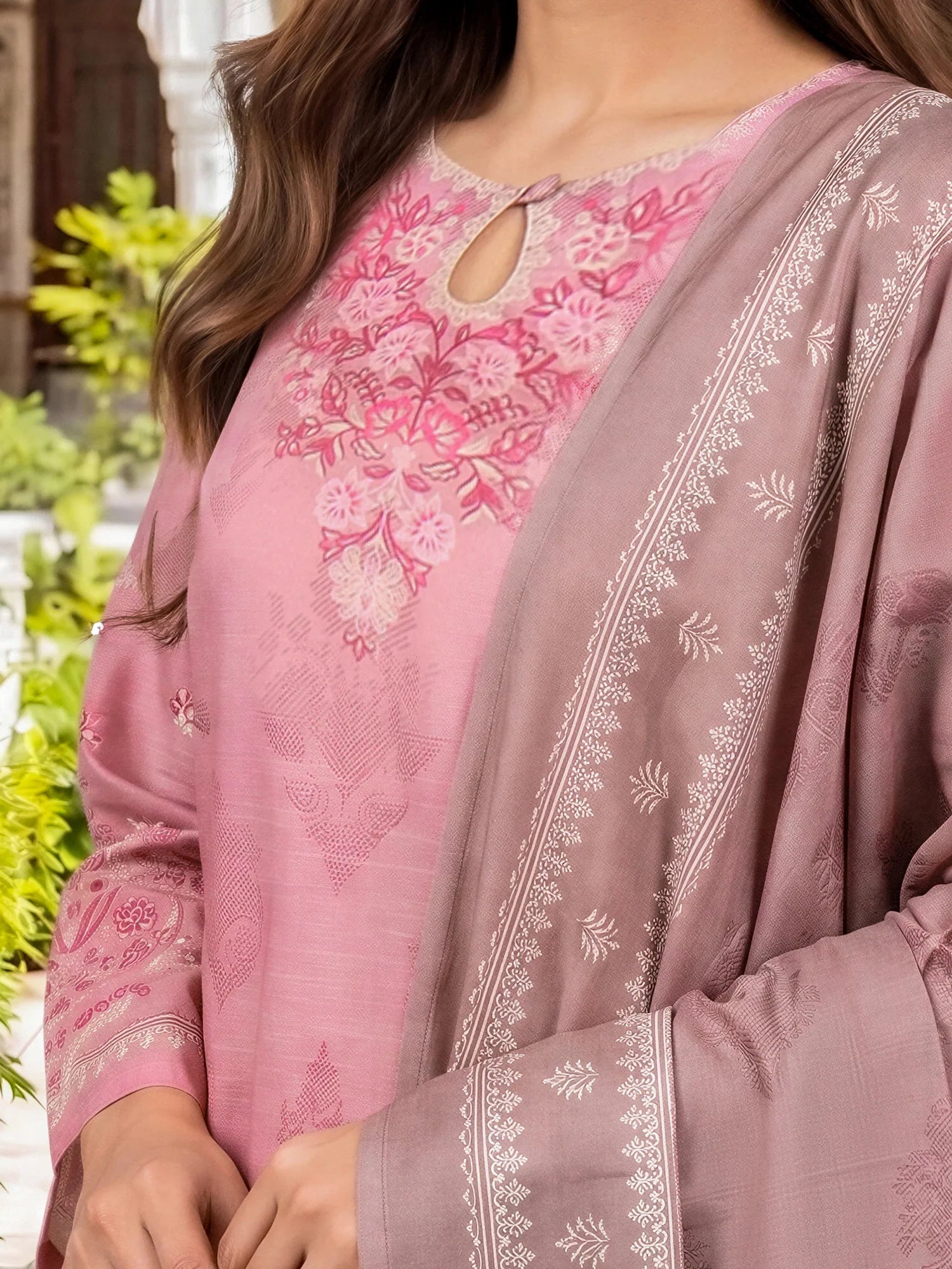 Limelight Unstitched 3PC Khaddar (U4413SU-3PC-489)