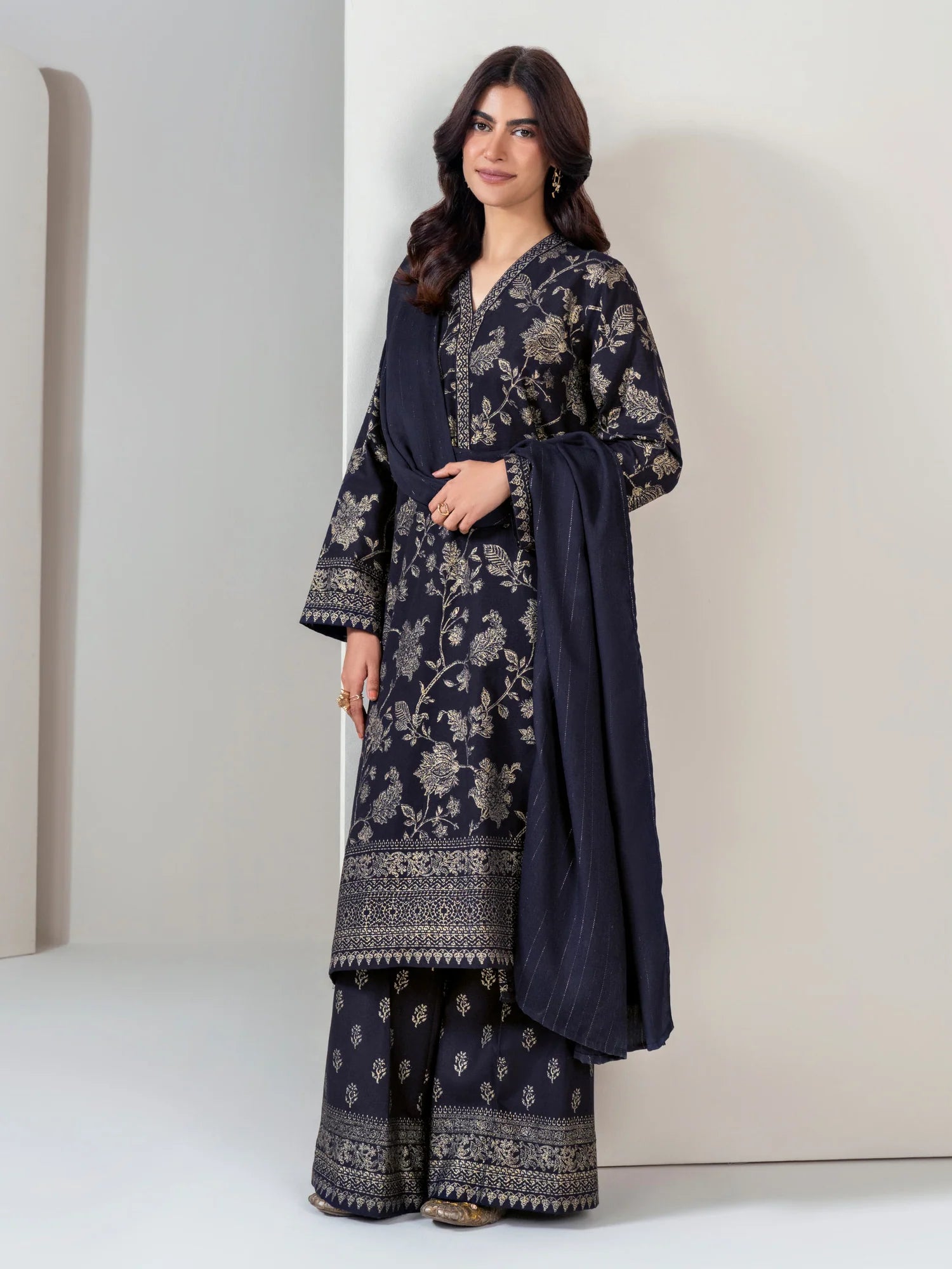 Limelight Unstitched 3PC Slub Khaddar Paste (U4595SU-3PC-143)