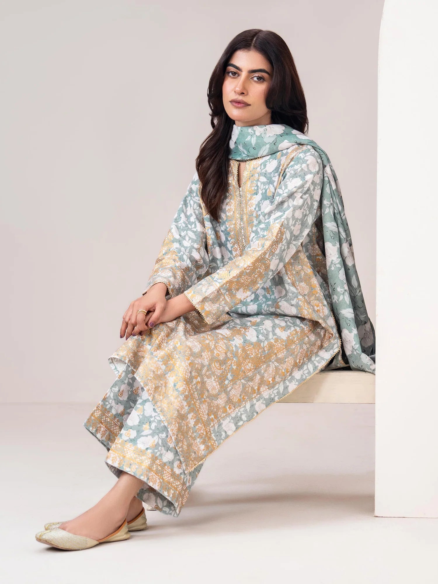Limelight Unstitched 3PC Slub Khaddar Paste (U4601SU-3PC-283)