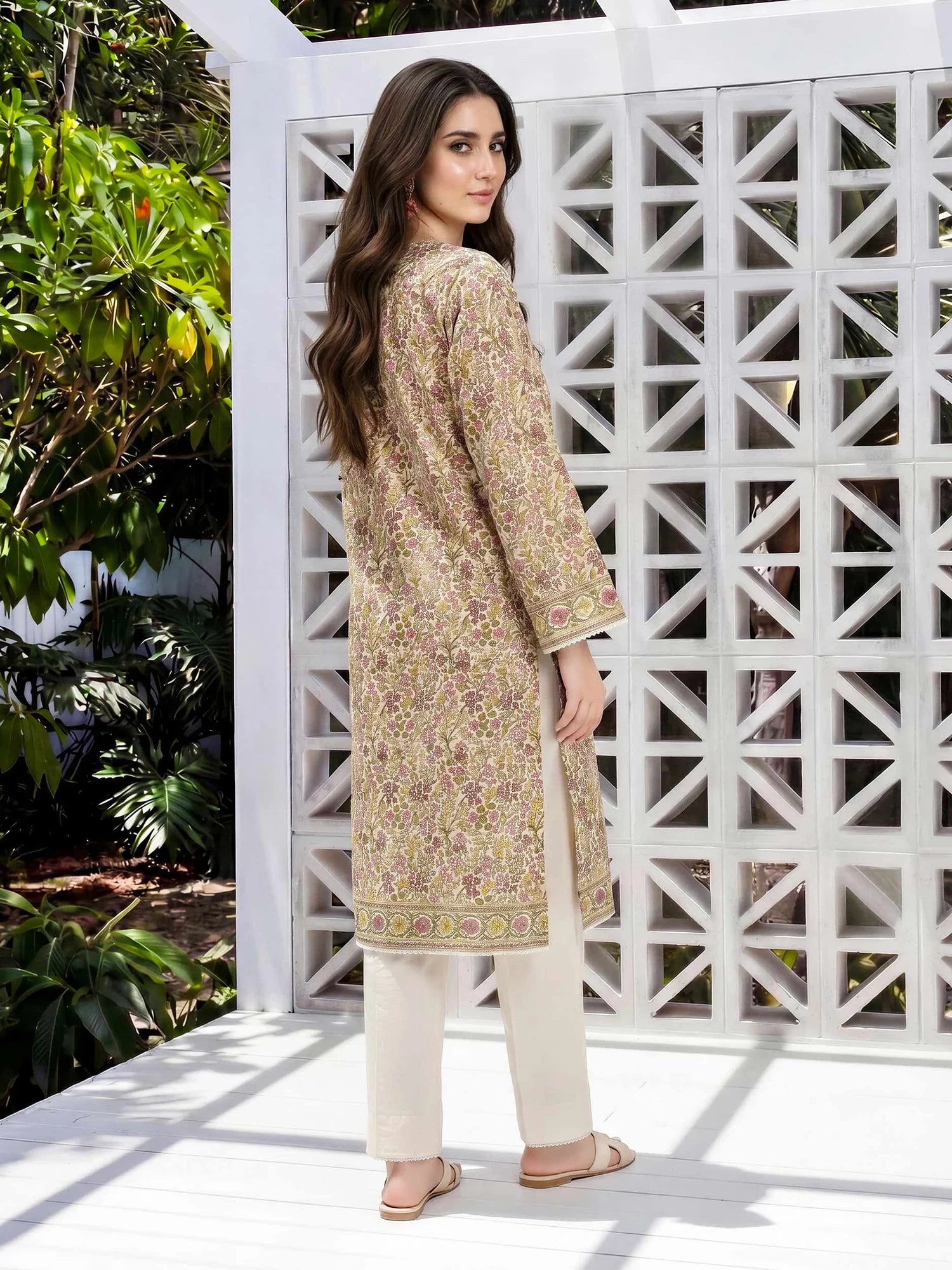 Limelight Unstitched 1 PC Lawn Shirt  -U4757SH-SSH-014