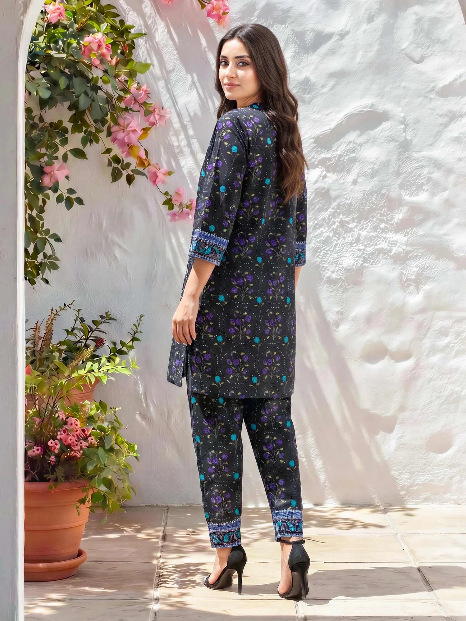 Limelight Unstitched 1 PC Lawn Shirt  -U4977SH-SSH-034