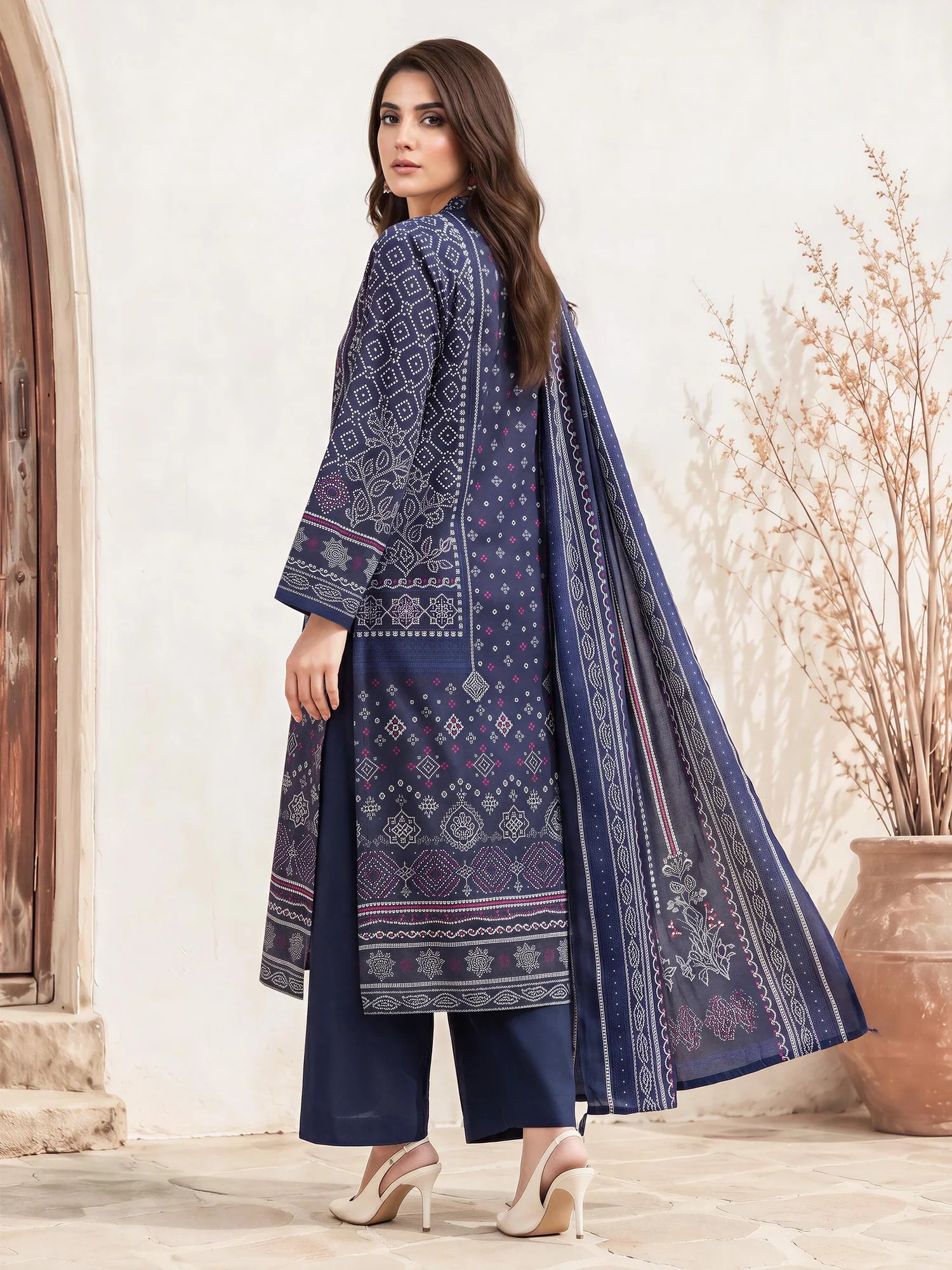 Limelight Unstitched 3PC Viscose Cotton Khaddar (U5413SU-3PC-143)