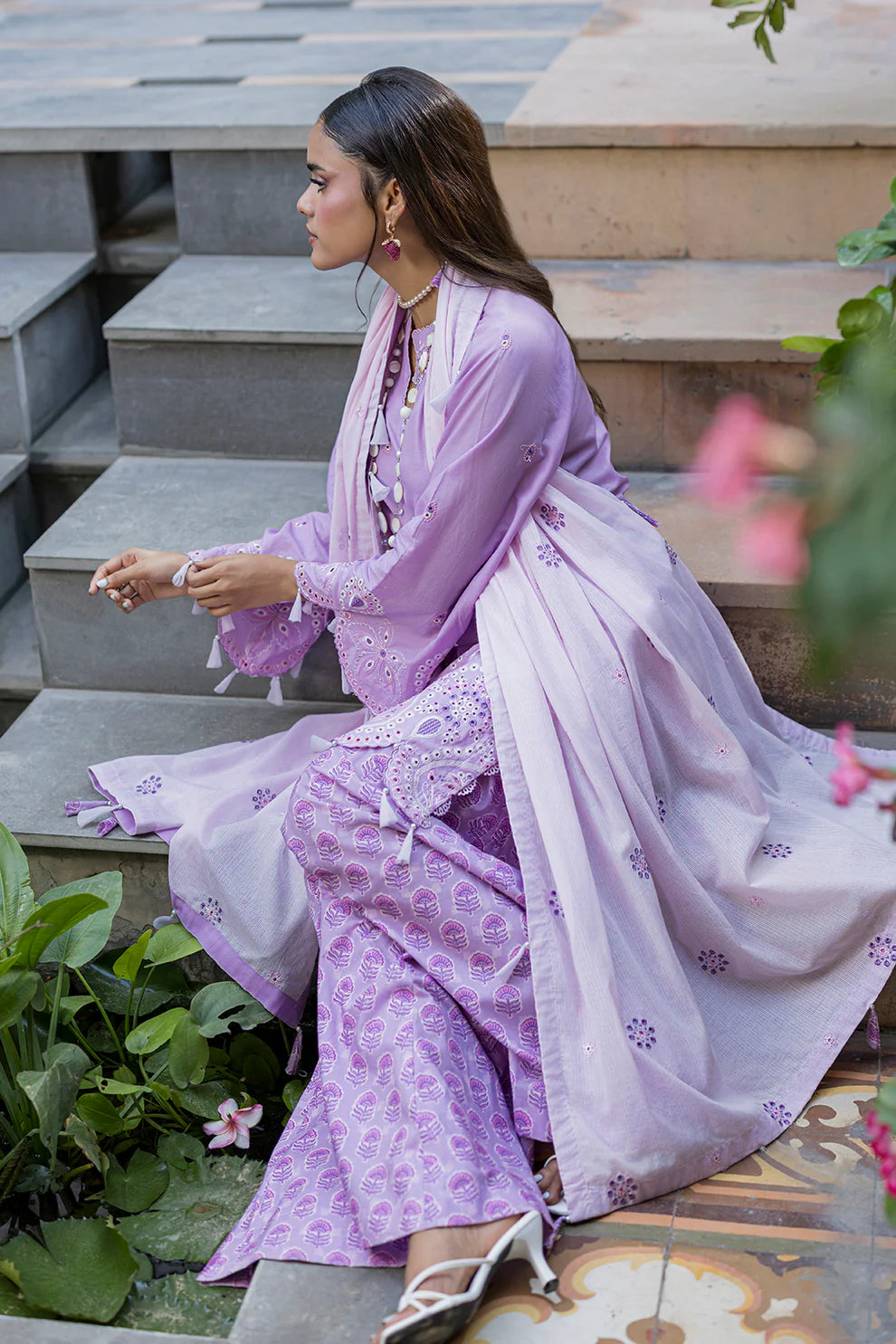 ZELLBURY ChikanKari Embroidered Shirt Shalwar Dupatta 3PC 4052
