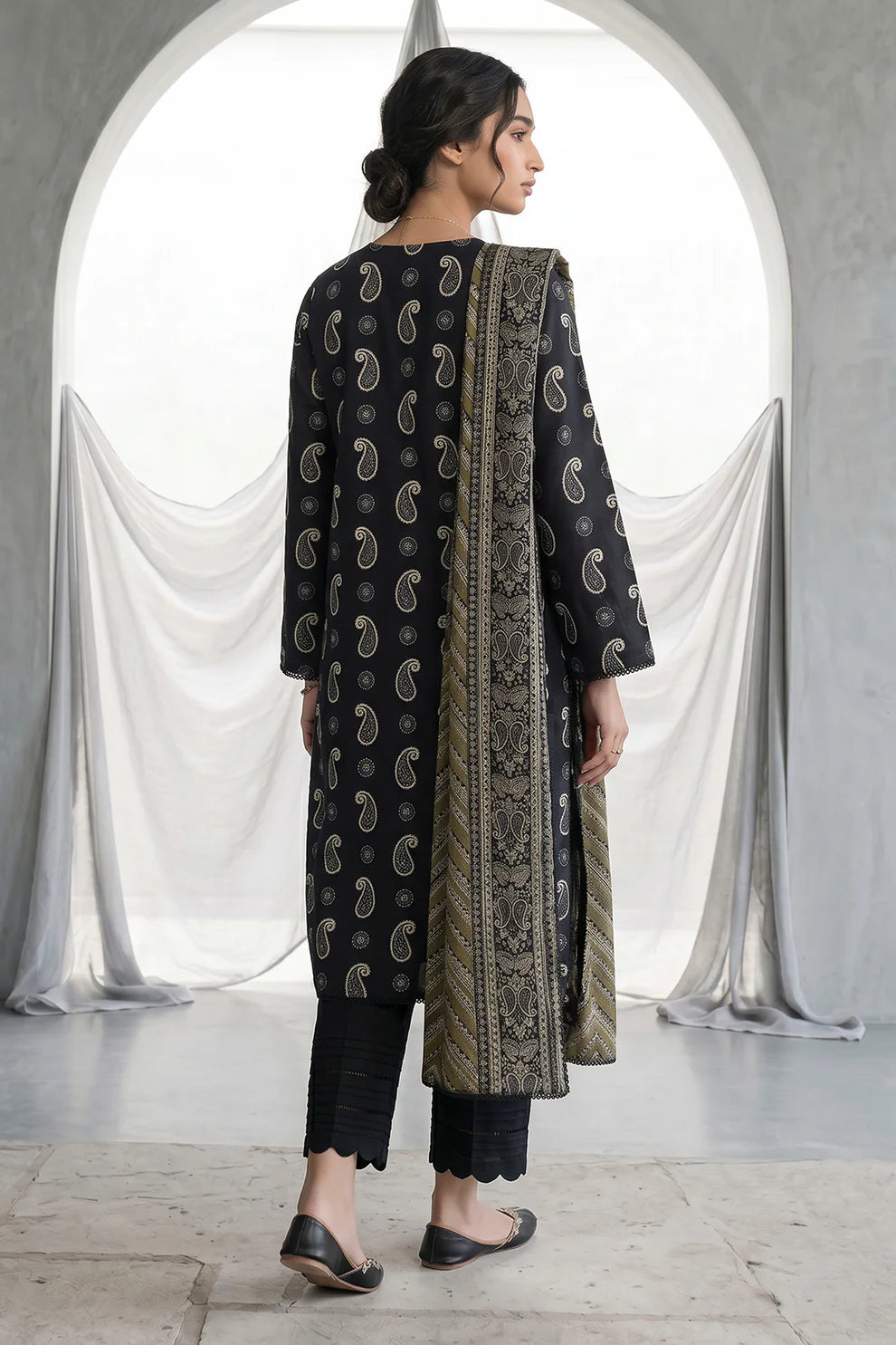 Zellbury 2PC Embroidered Shirt Dupatta 1068